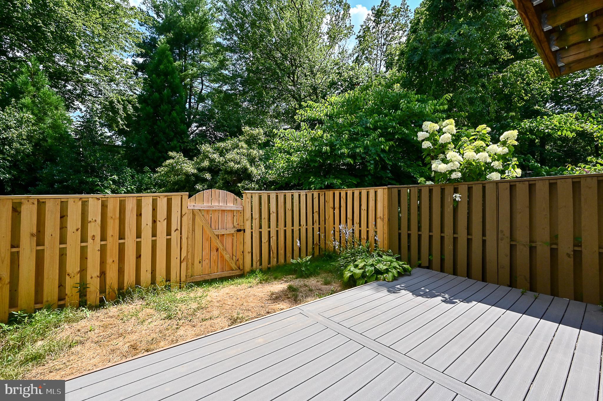 RESTON - Residential Lease