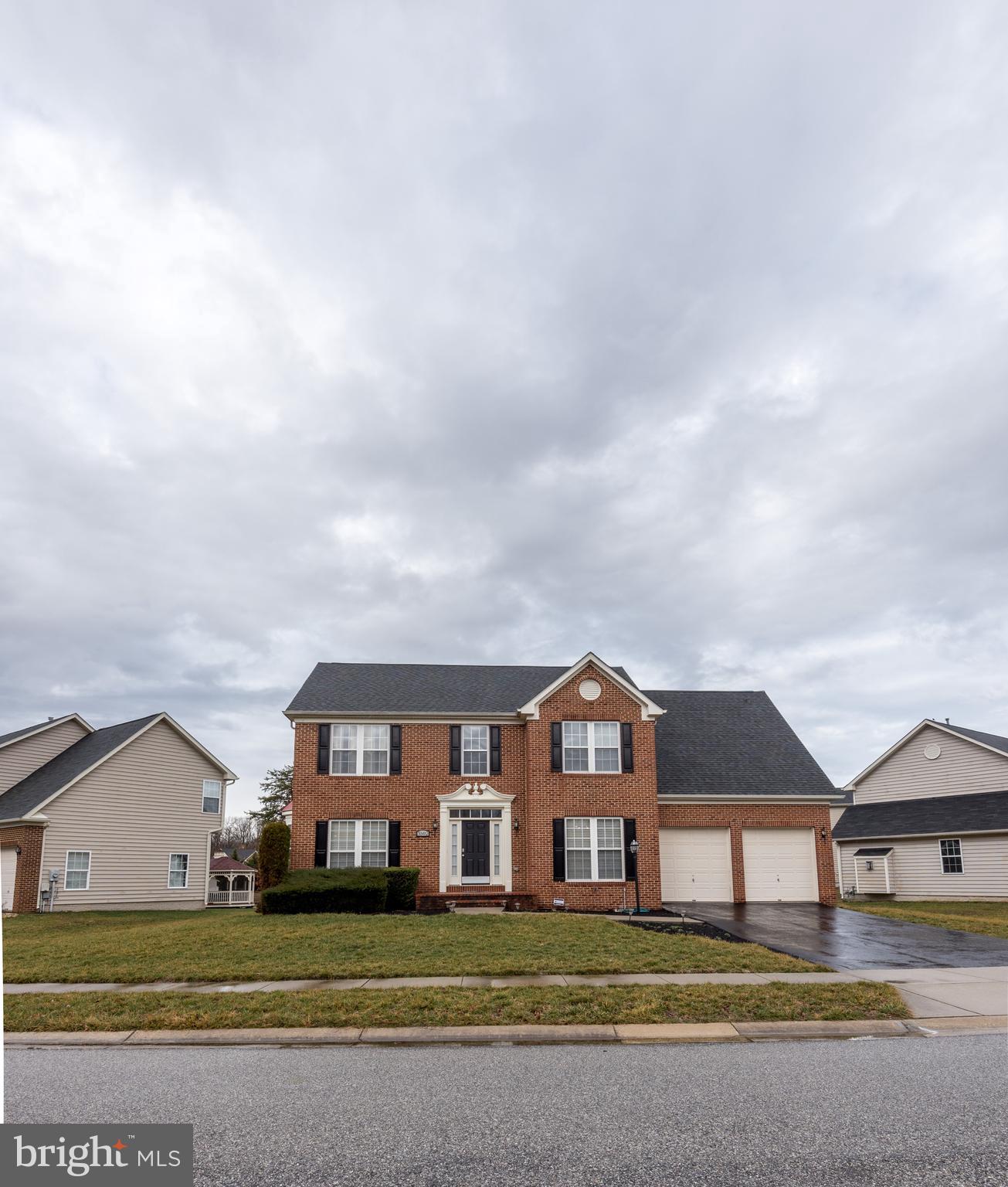 BRENTWOOD - Residential