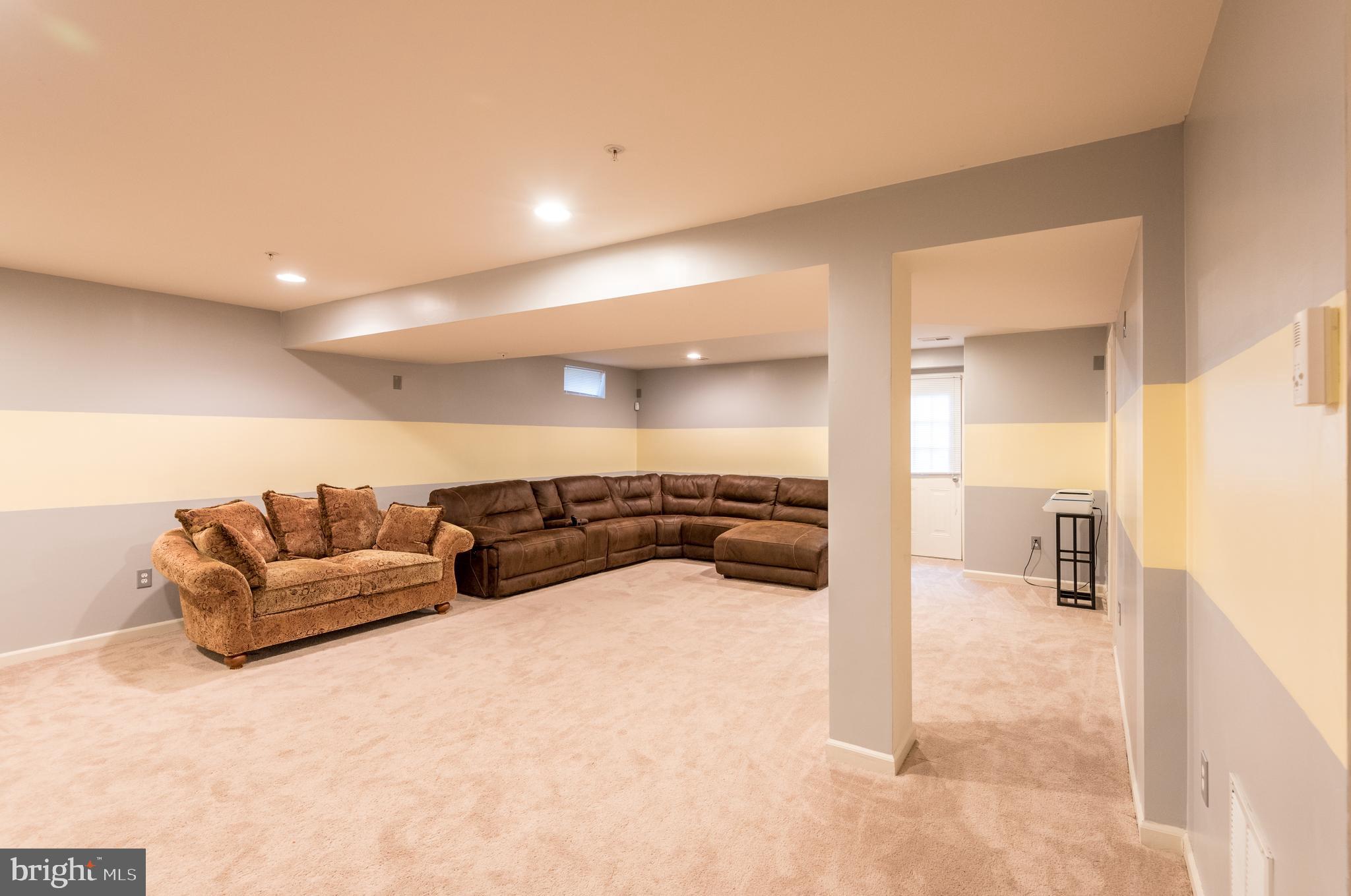 BRENTWOOD - Residential