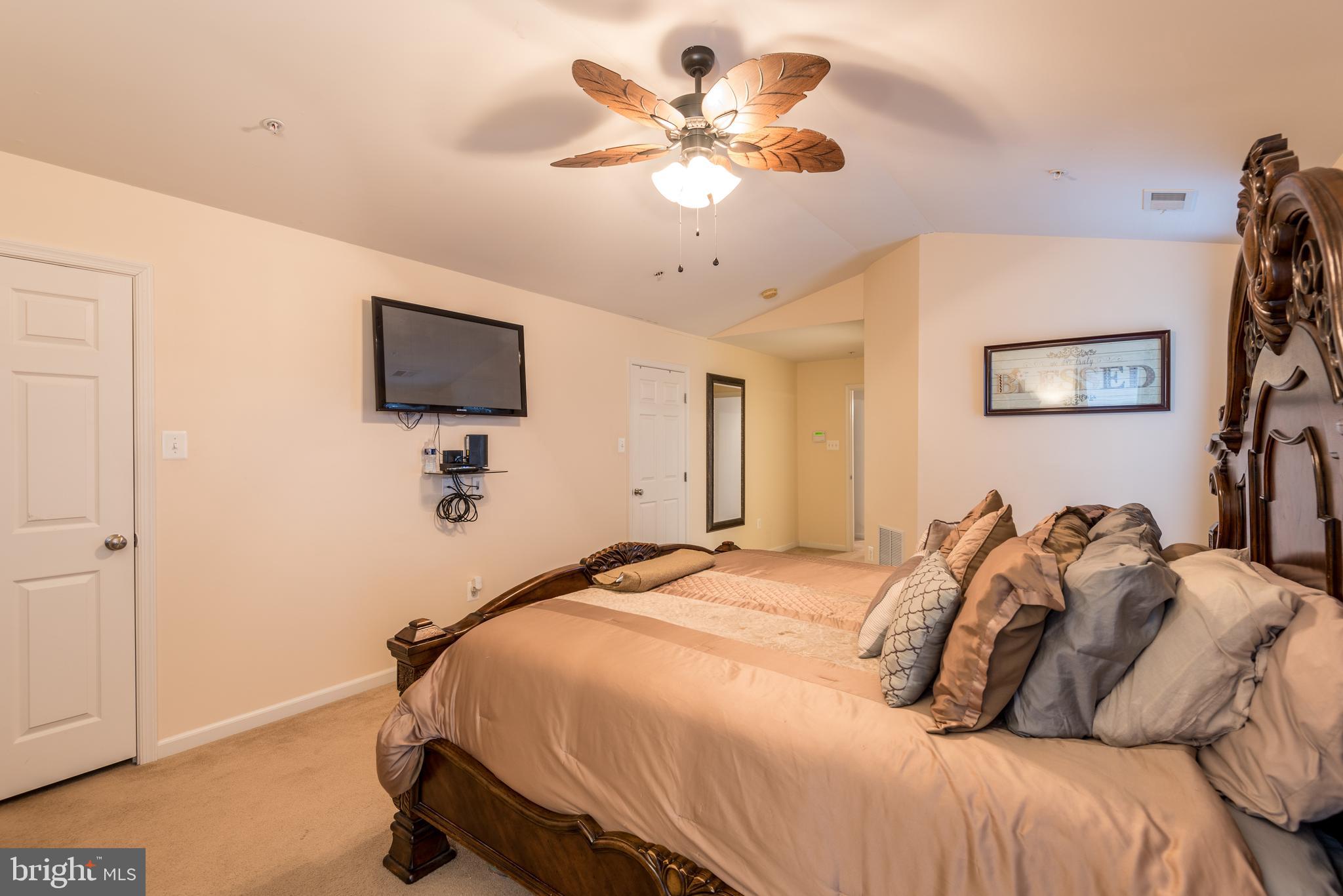 BRENTWOOD - Residential