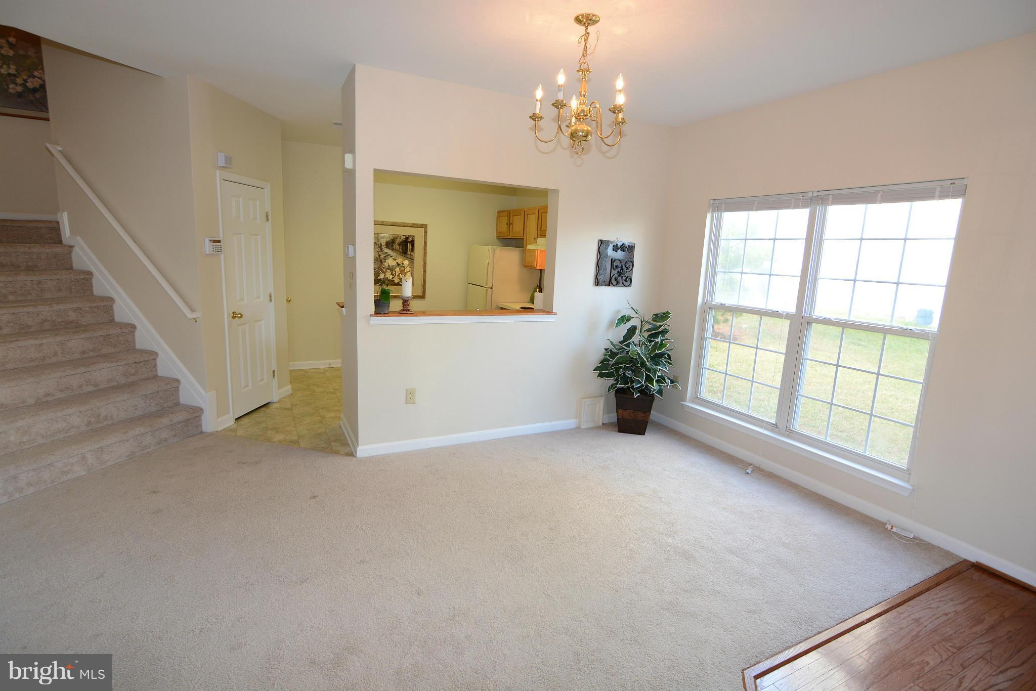 SEVEN OAKS - Residential