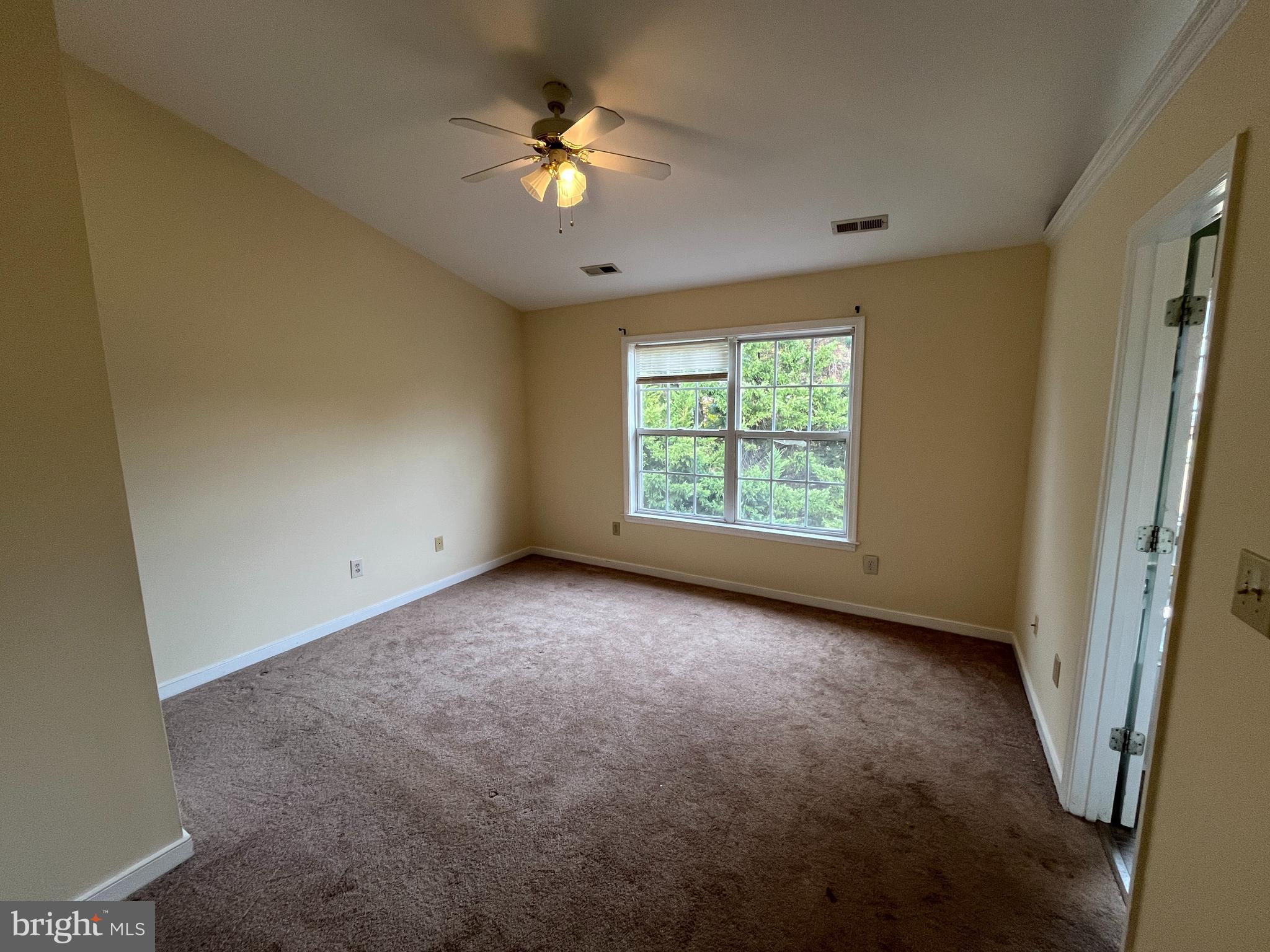 STONE RIVER - Residential Lease