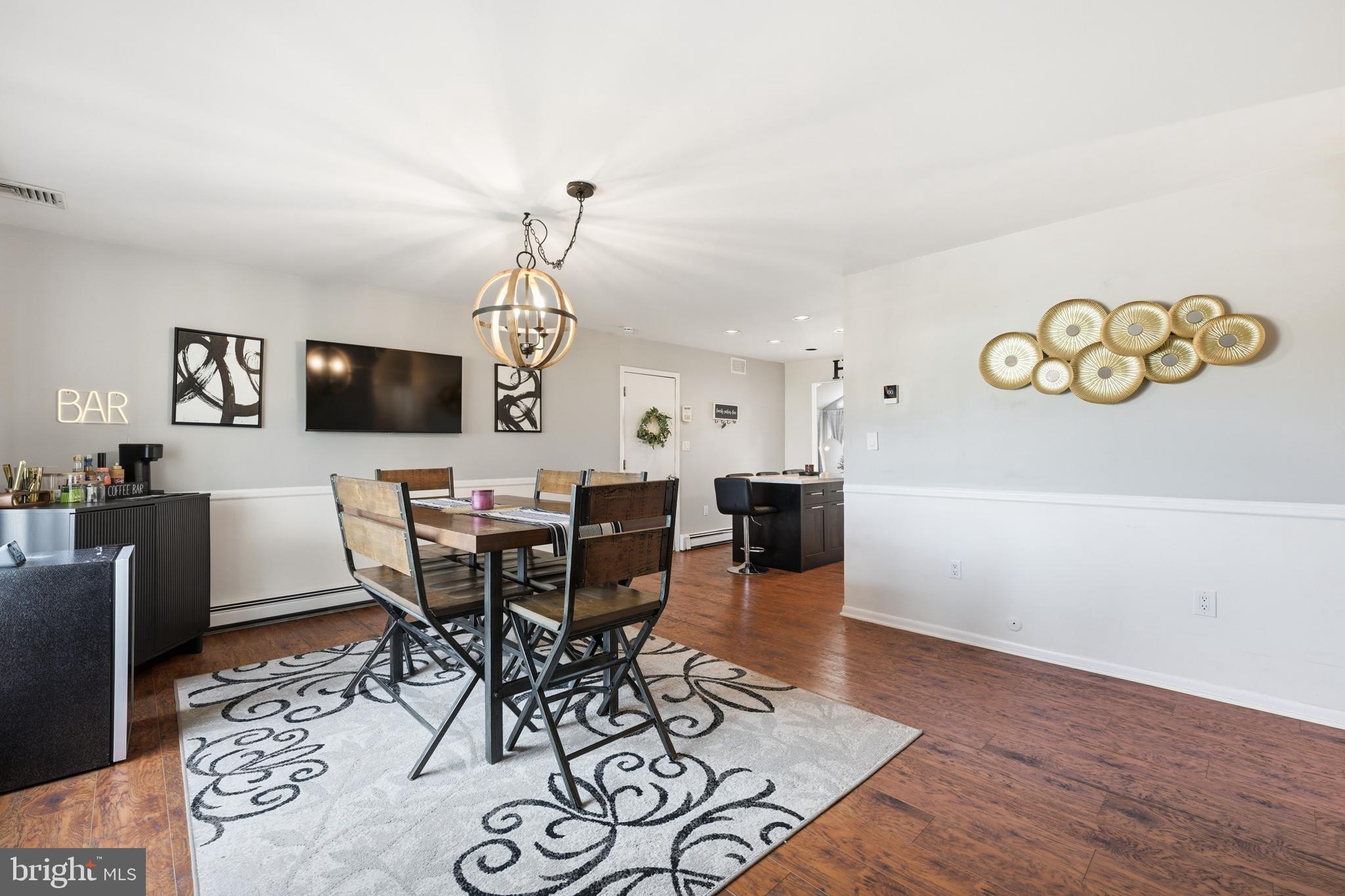 QUINCY HOLLOW - Residential