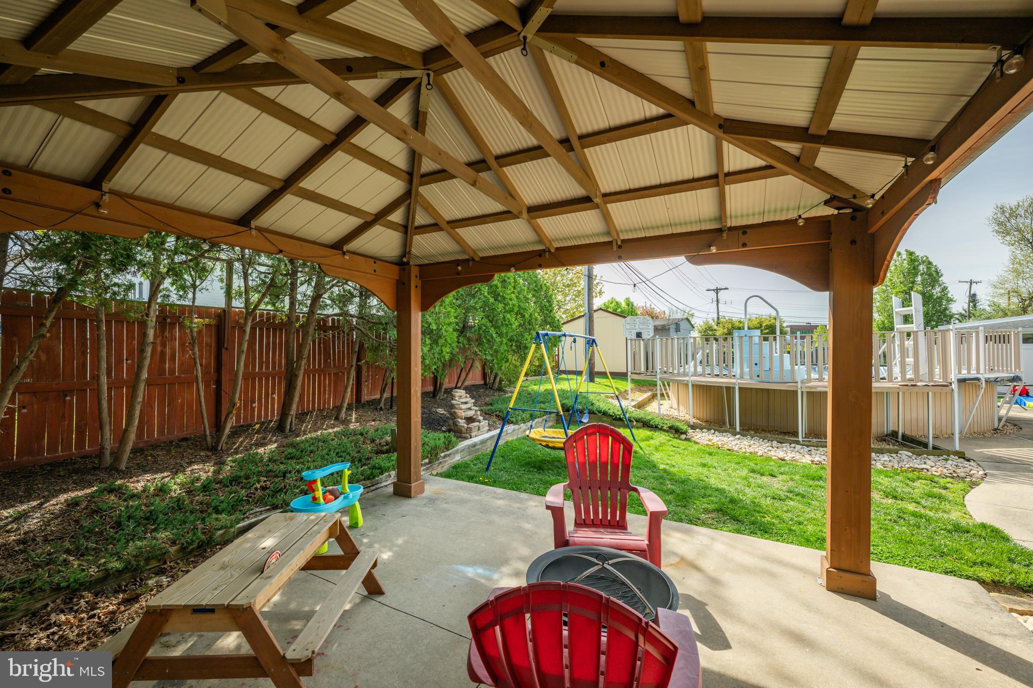 QUINCY HOLLOW - Residential