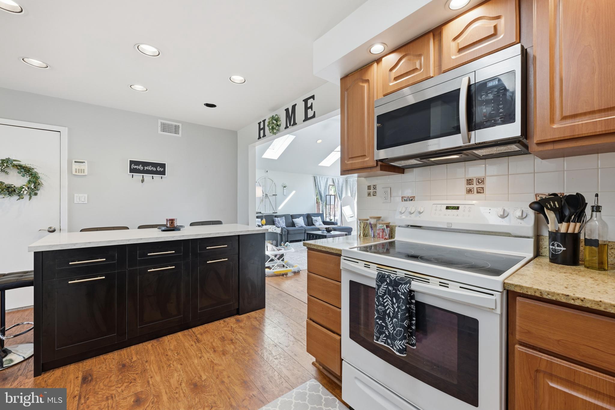 QUINCY HOLLOW - Residential