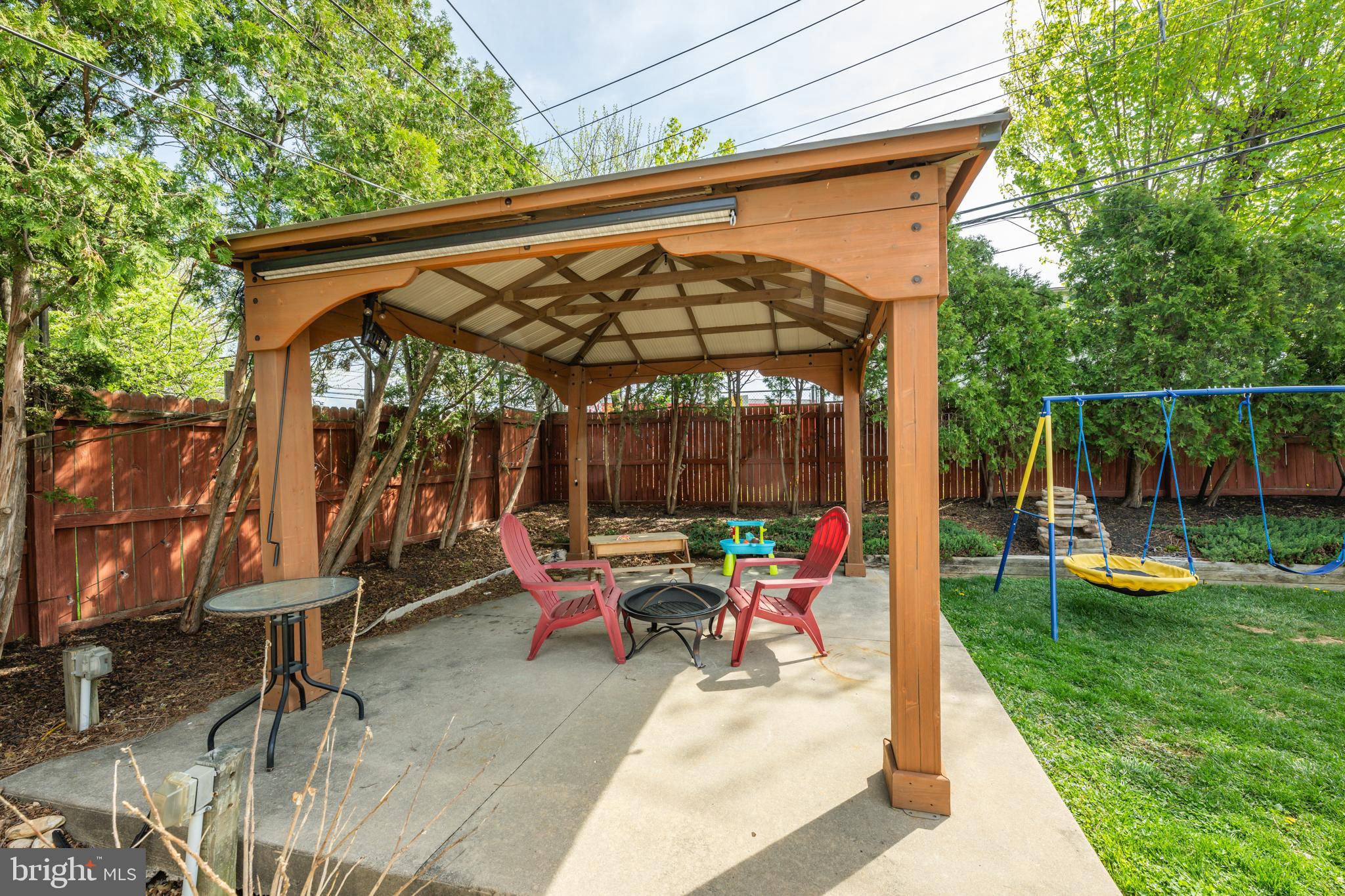 QUINCY HOLLOW - Residential