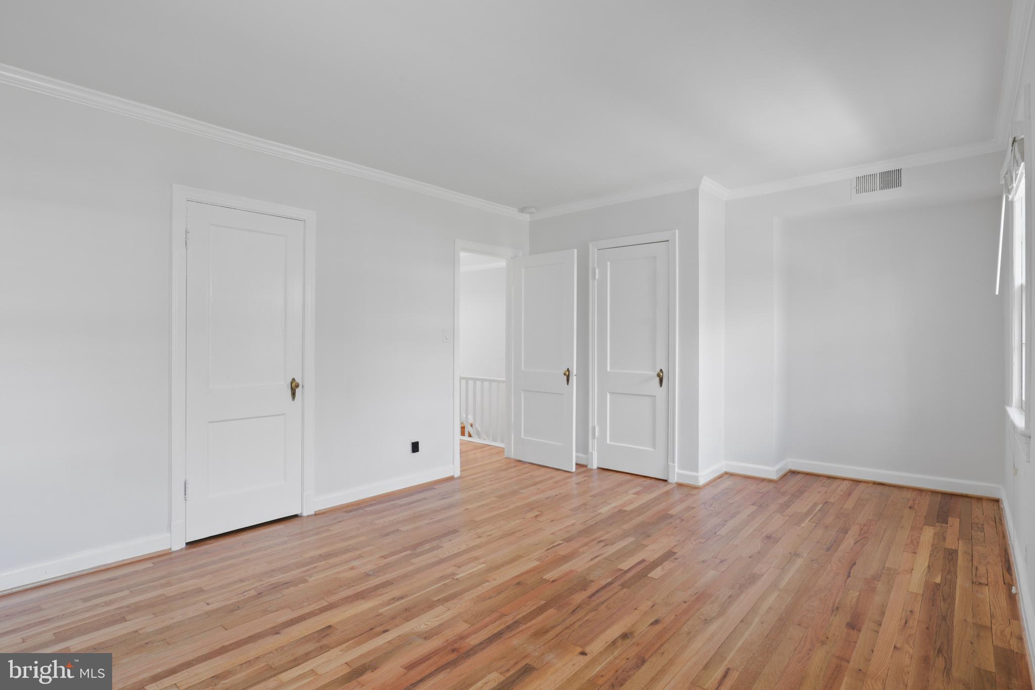 ARLINGTON VILLAGE - Residential