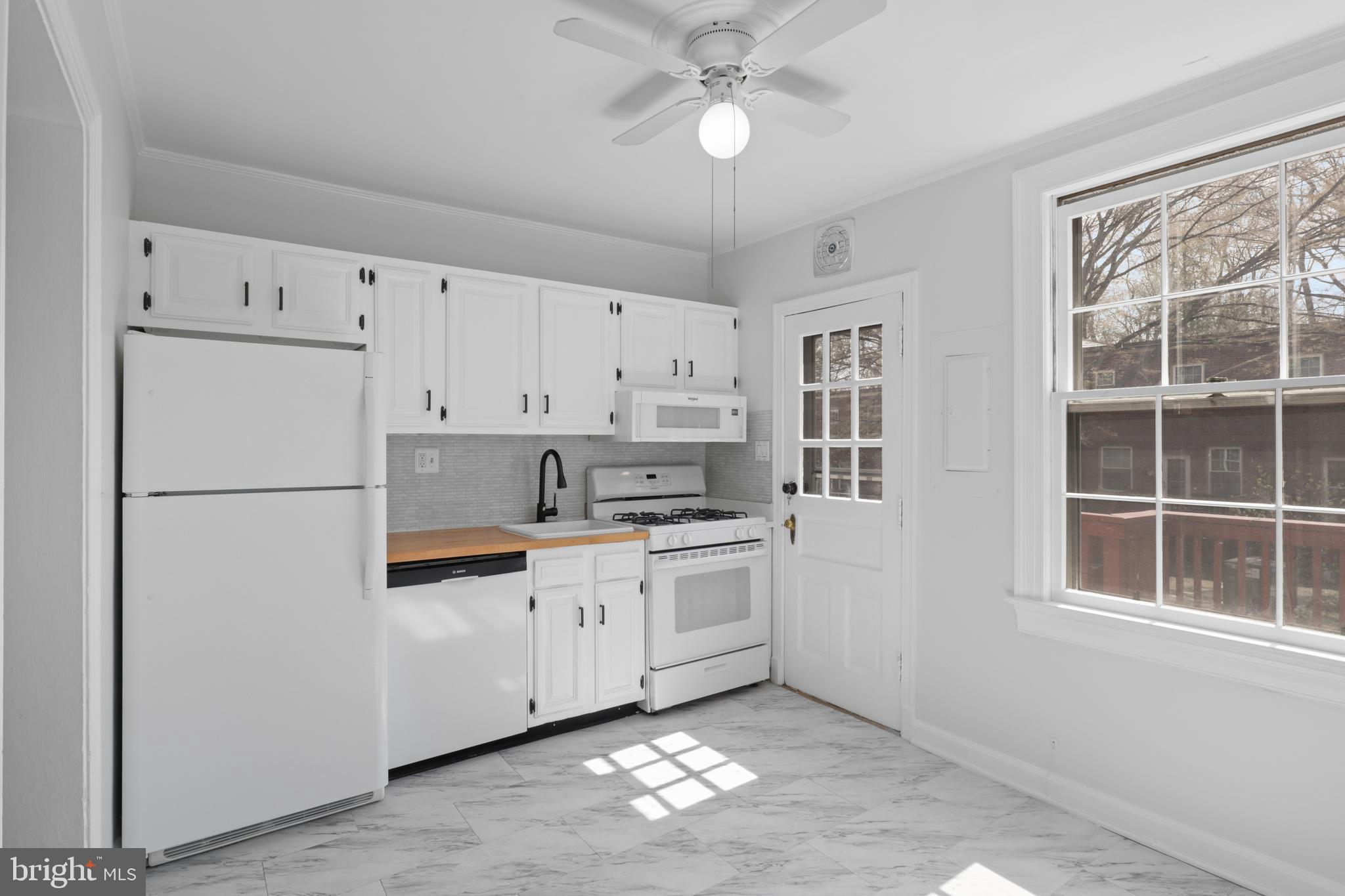 ARLINGTON VILLAGE - Residential