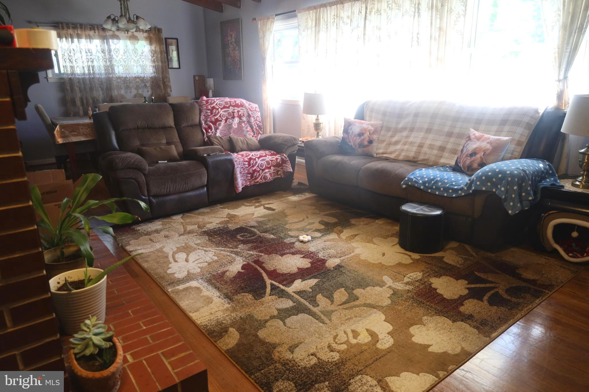 SPRING VALLEY - Residential