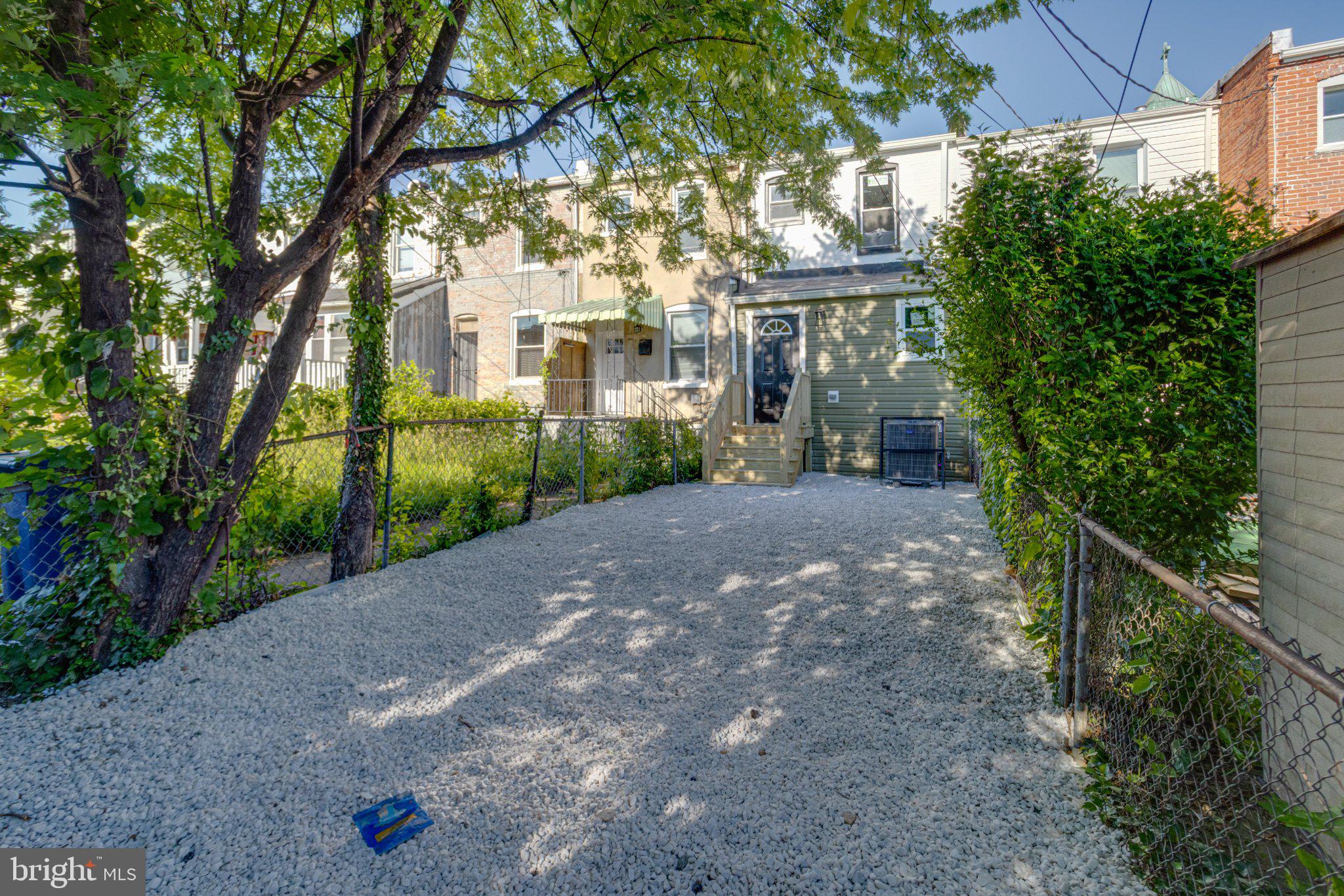 UPLANDS - Residential