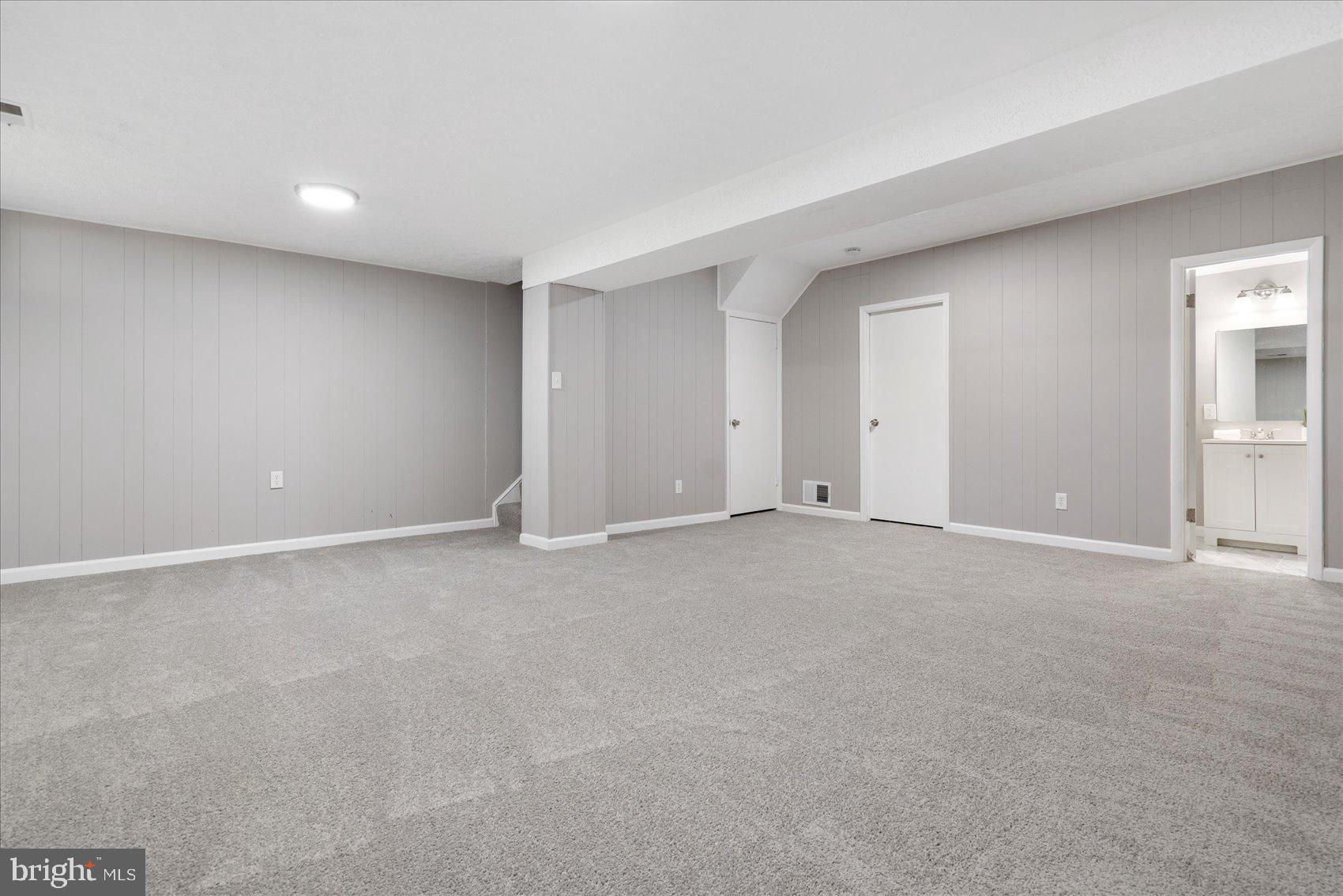 VILLAGE OF OLDE MILL - Residential