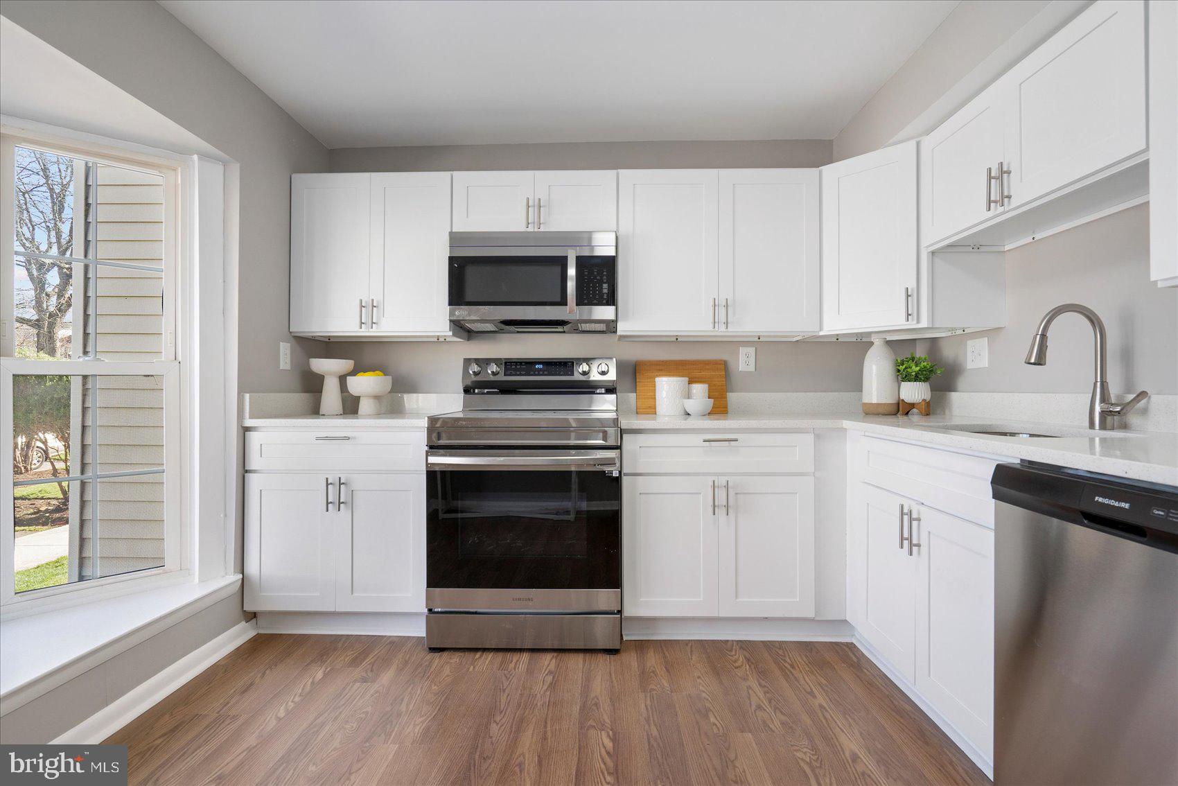 VILLAGE OF OLDE MILL - Residential