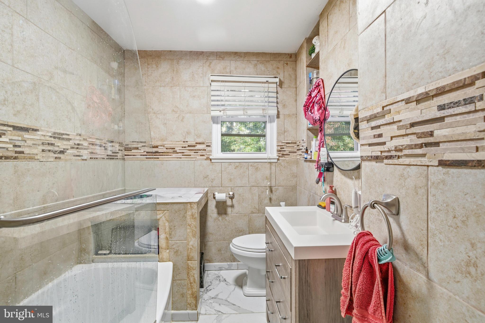 LINWOOD - Residential