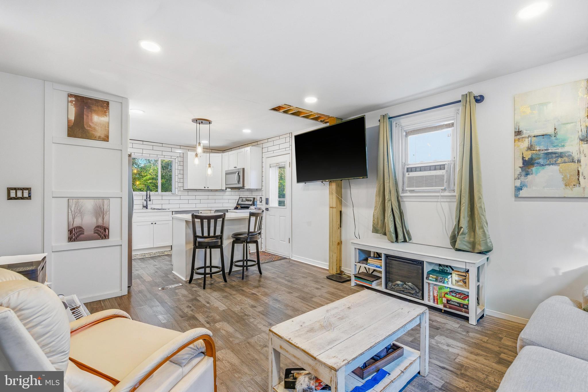 LINWOOD - Residential