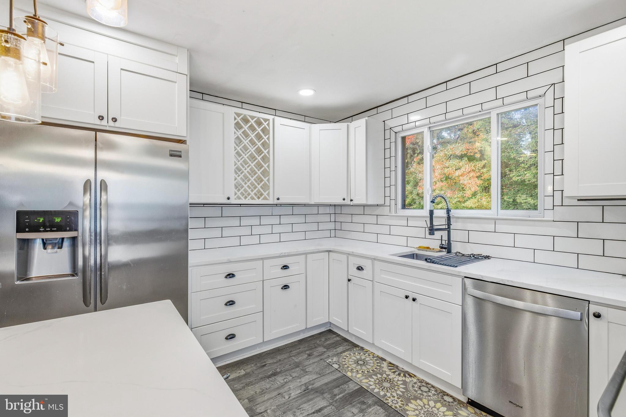 LINWOOD - Residential