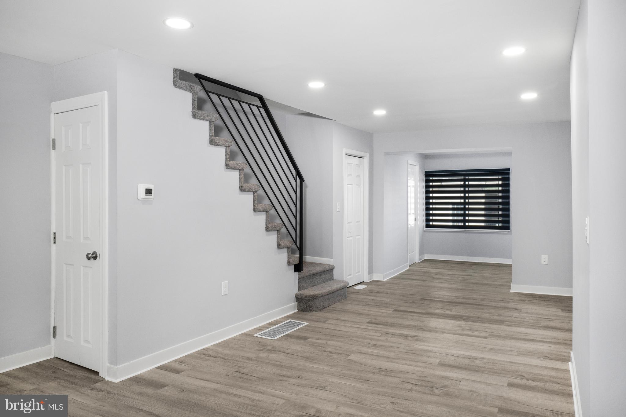 PORT RICHMOND - Residential