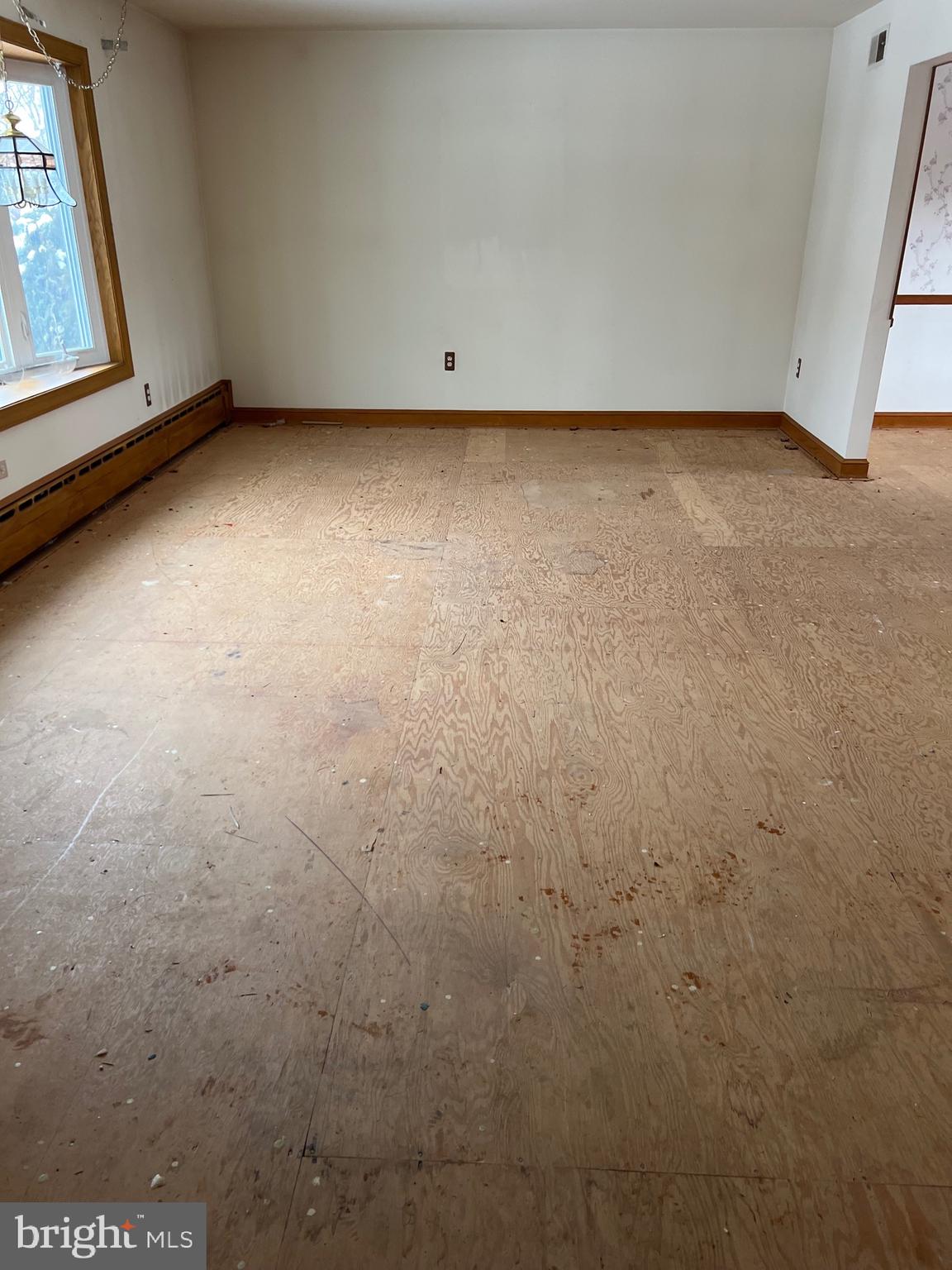 TANTALLON SQUARE - Residential