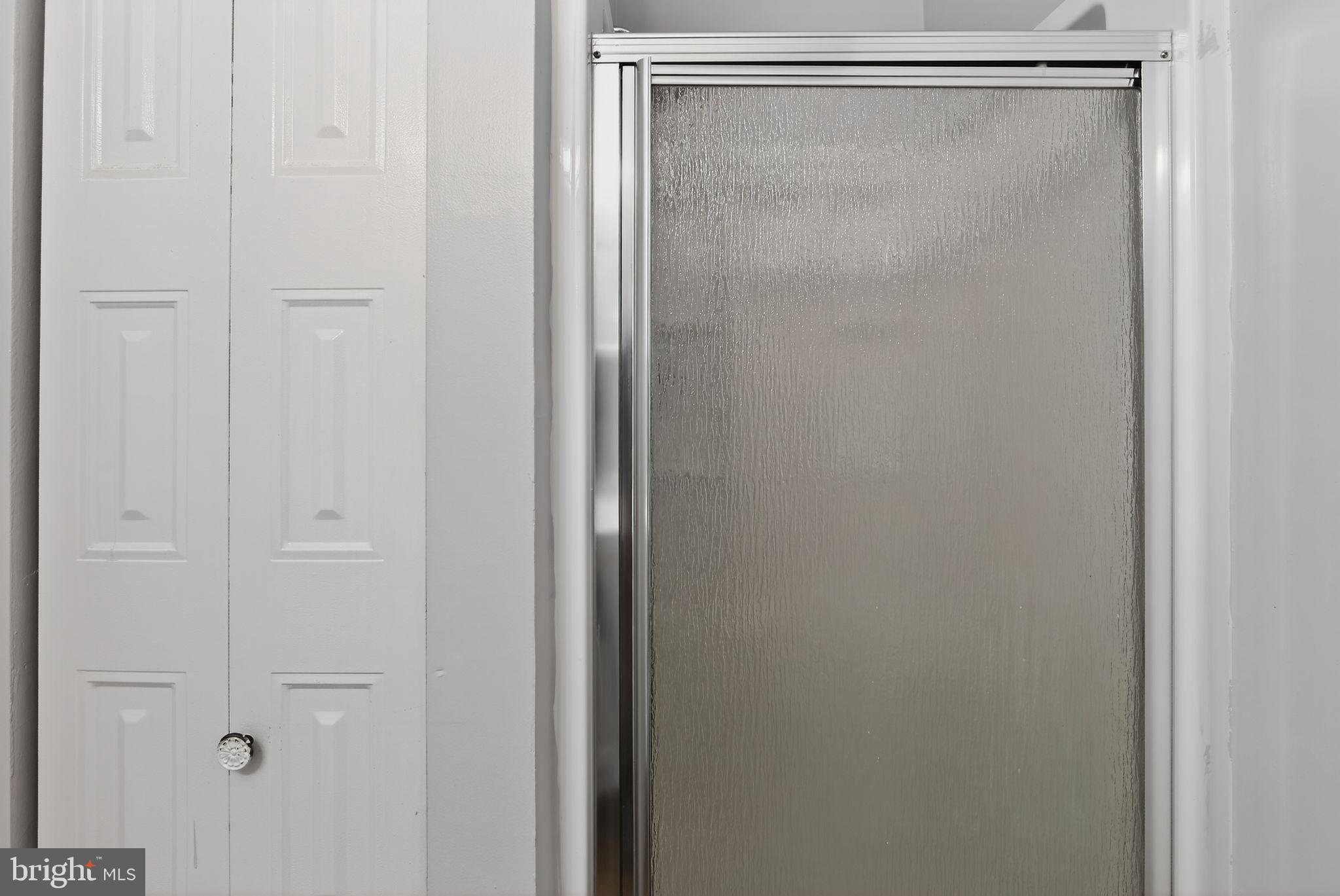 BEAVER RUN KNOLL - Residential