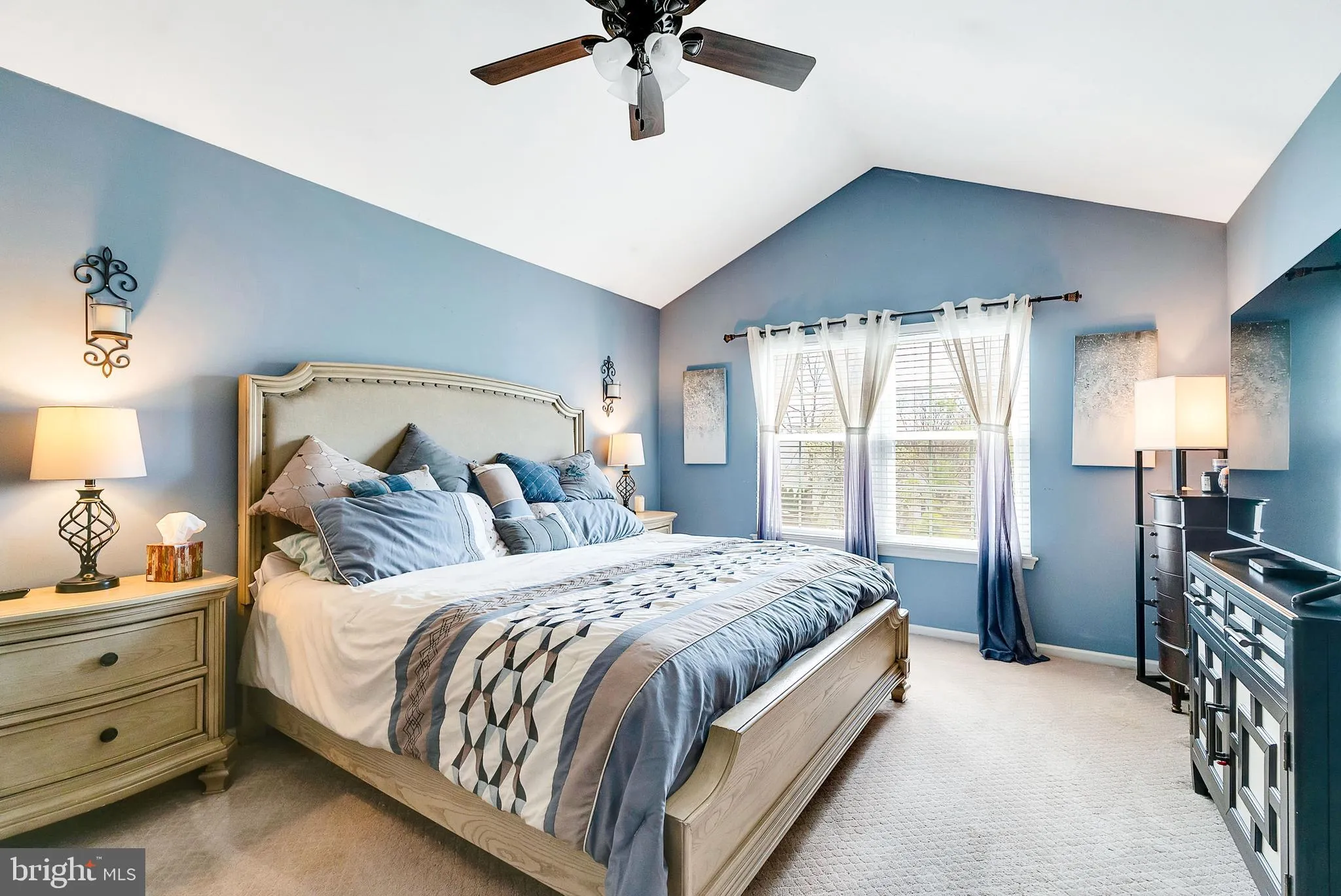 Harleysville, Pennsylvania 19438, United States, 4 Bedrooms Bedrooms, ,3 BathroomsBathrooms,Residential,Pending,112203