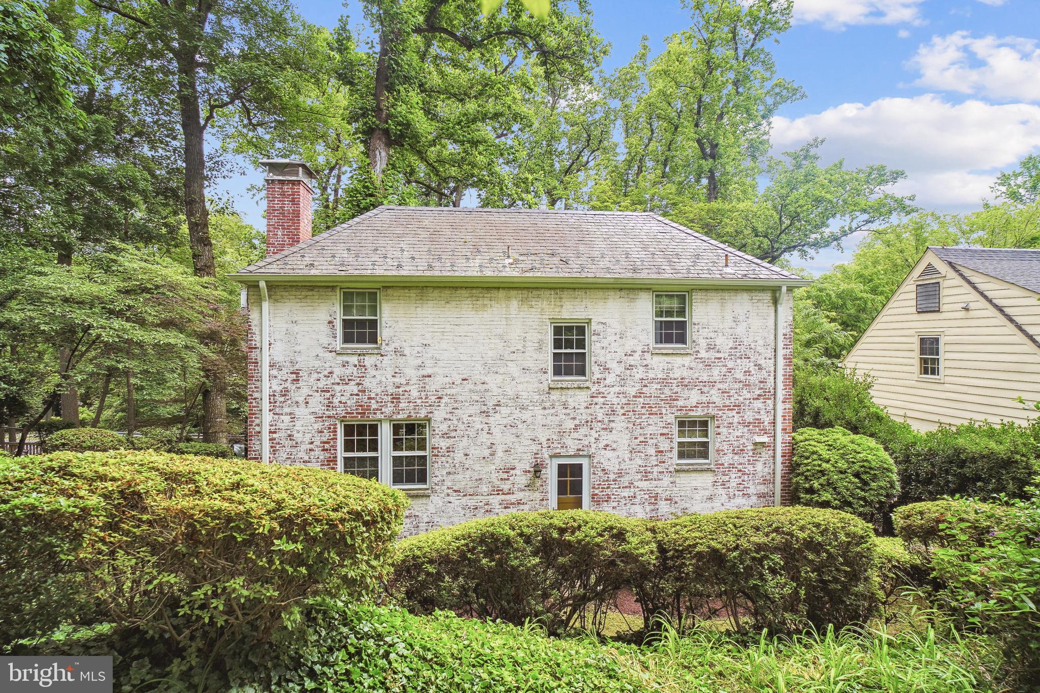 SOUTH WOODSIDE PARK - Residential