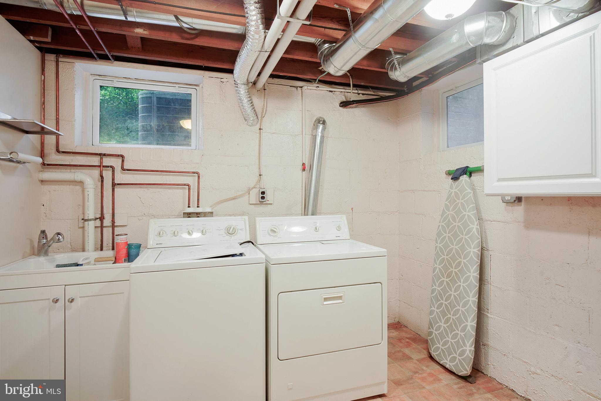 SOUTH WOODSIDE PARK - Residential