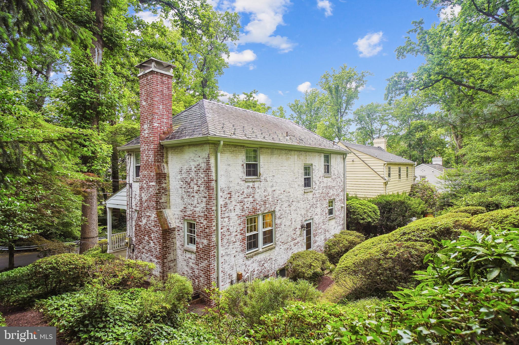 SOUTH WOODSIDE PARK - Residential