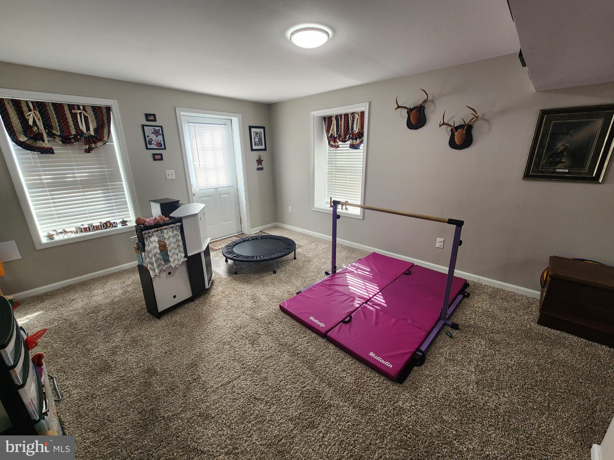 FOREST HEIGHTS - Residential