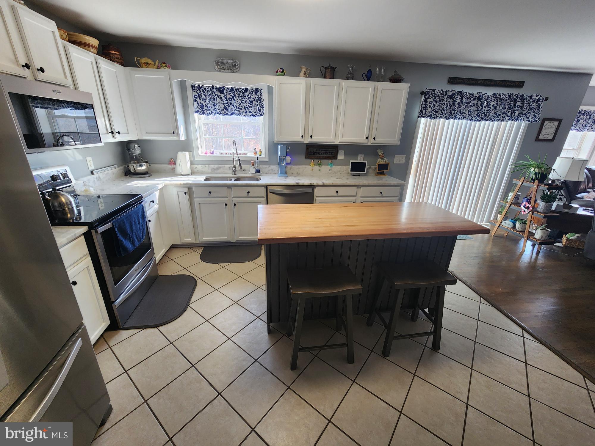 FOREST HEIGHTS - Residential