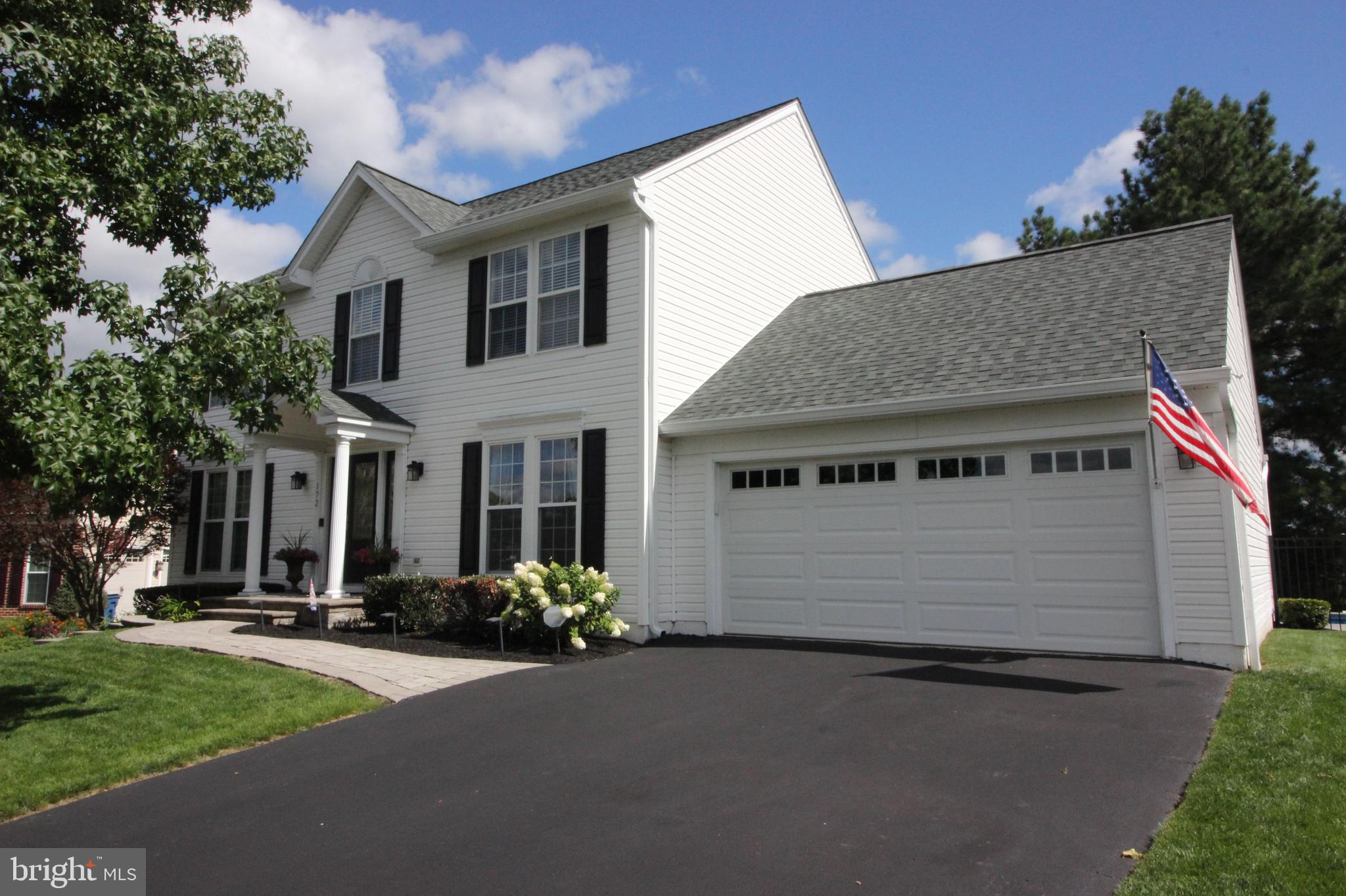 172 BUTTERCUP BOULEVARD