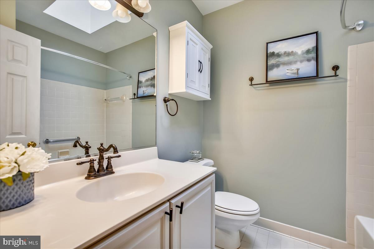 OLD TOWN ALEXANDRIA - Residential