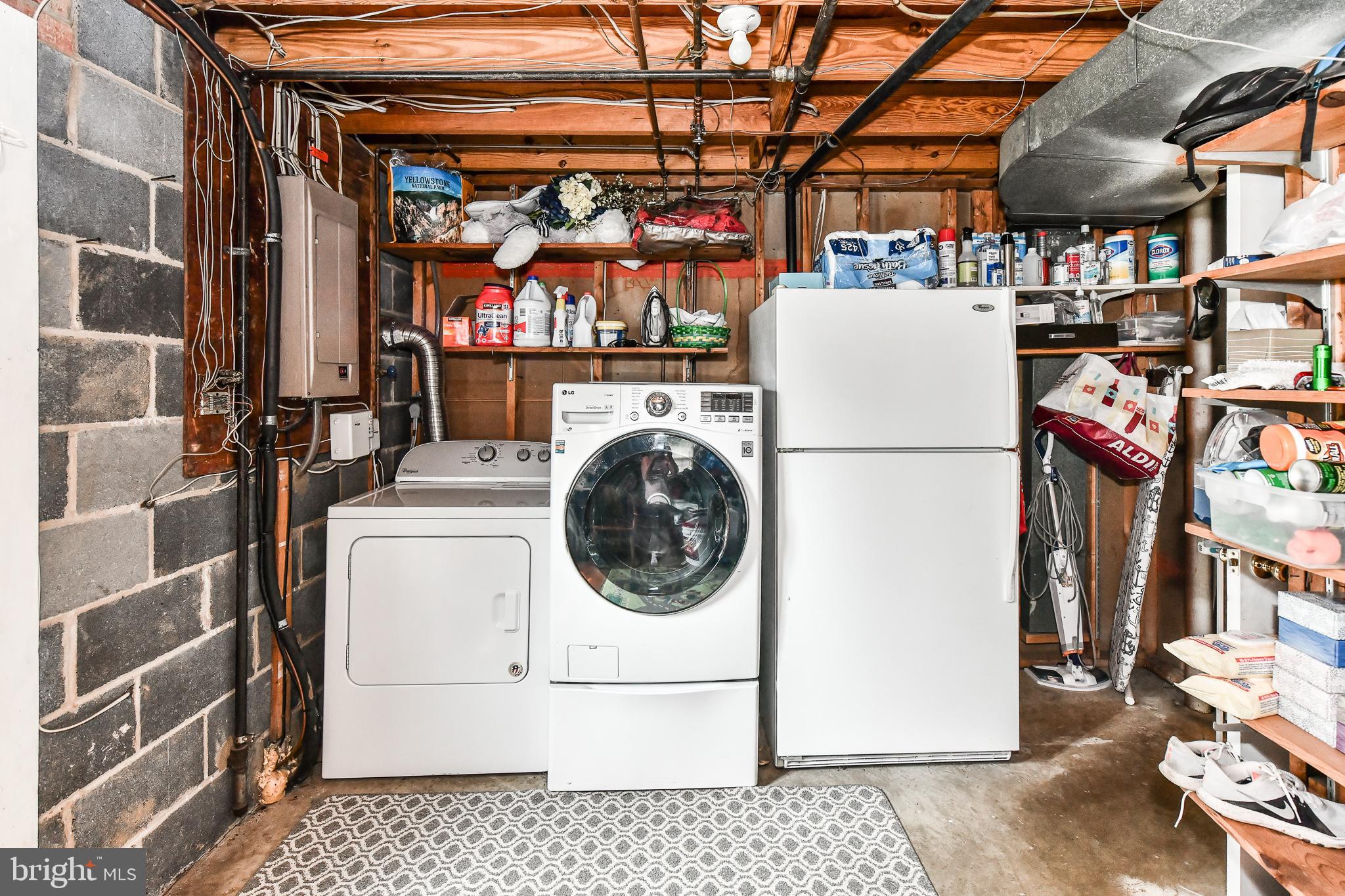 HAYFIELD FARM - Residential Lease