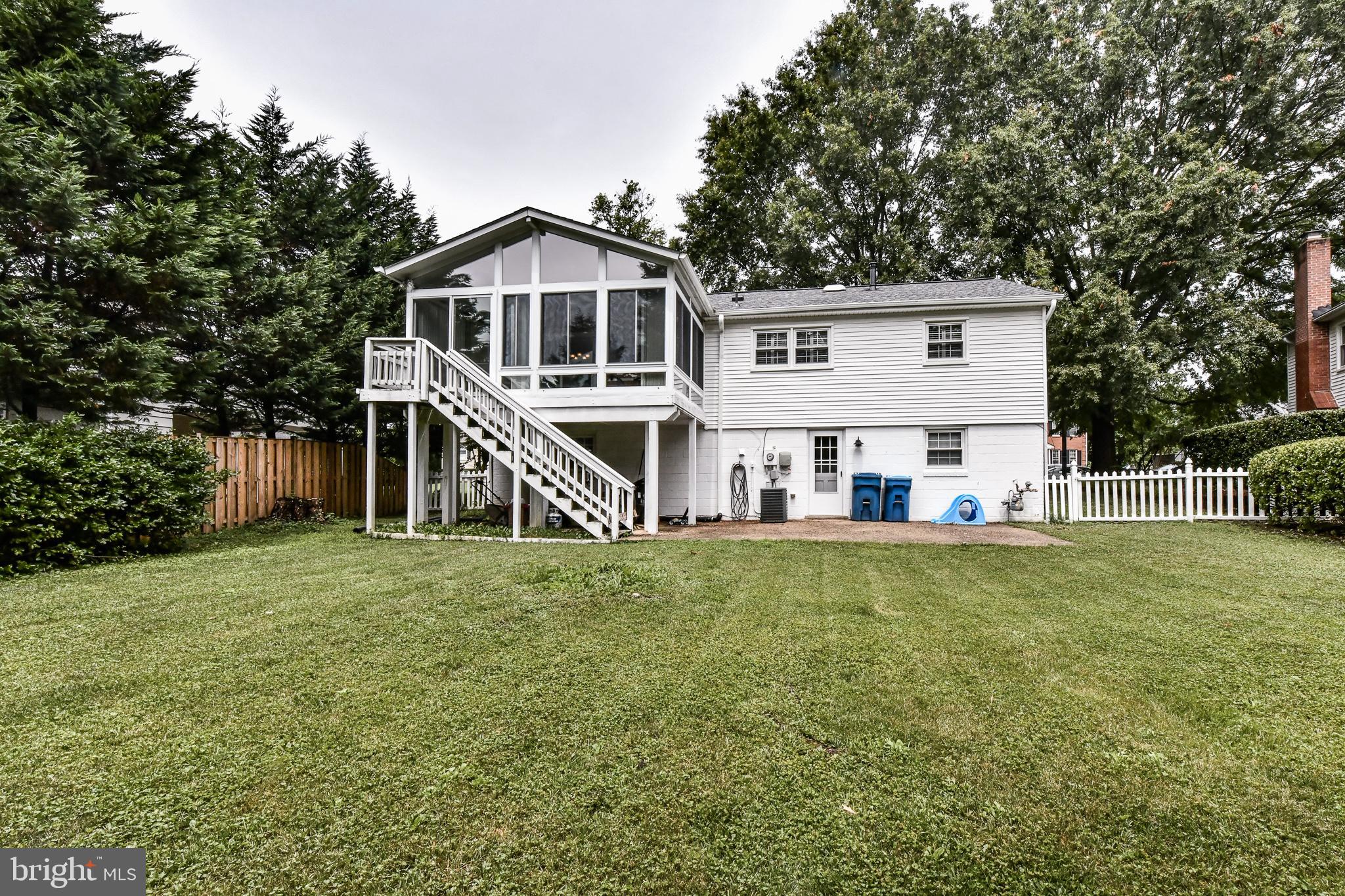 HAYFIELD FARM - Residential Lease