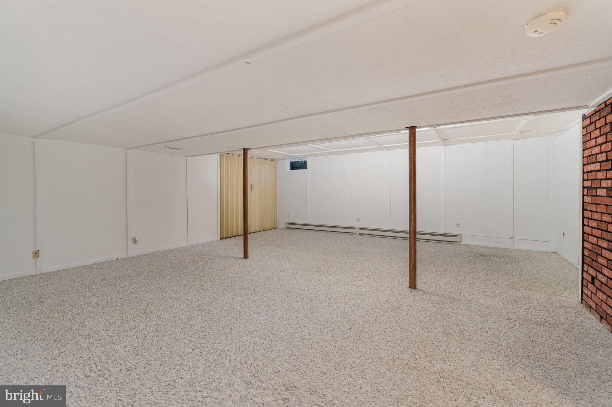 WINDING HILL HEIGHTS - Residential