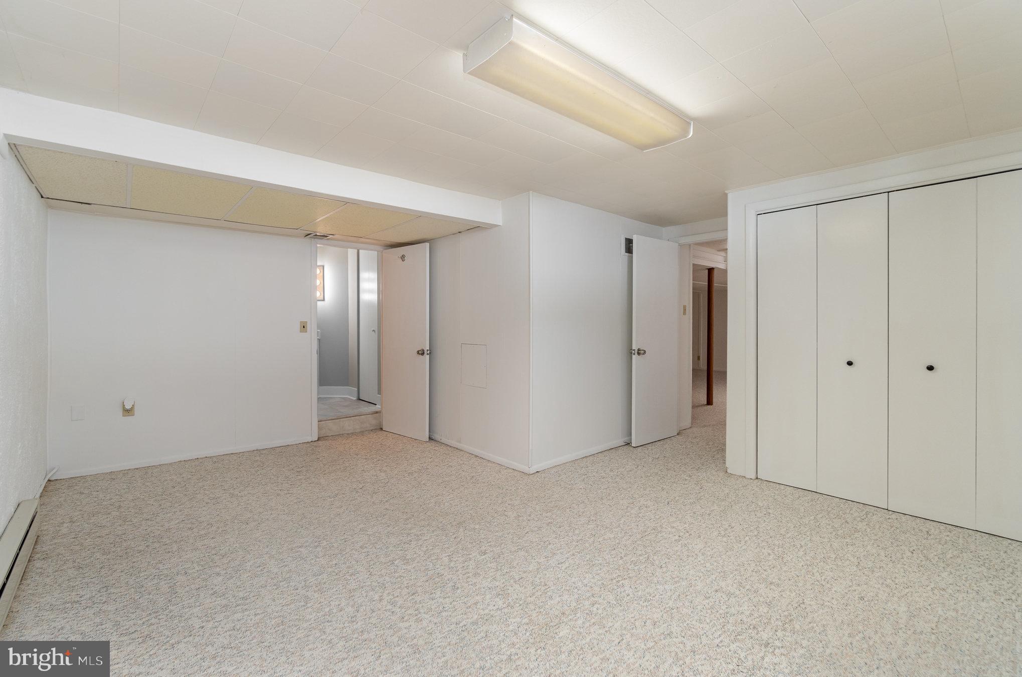 WINDING HILL HEIGHTS - Residential