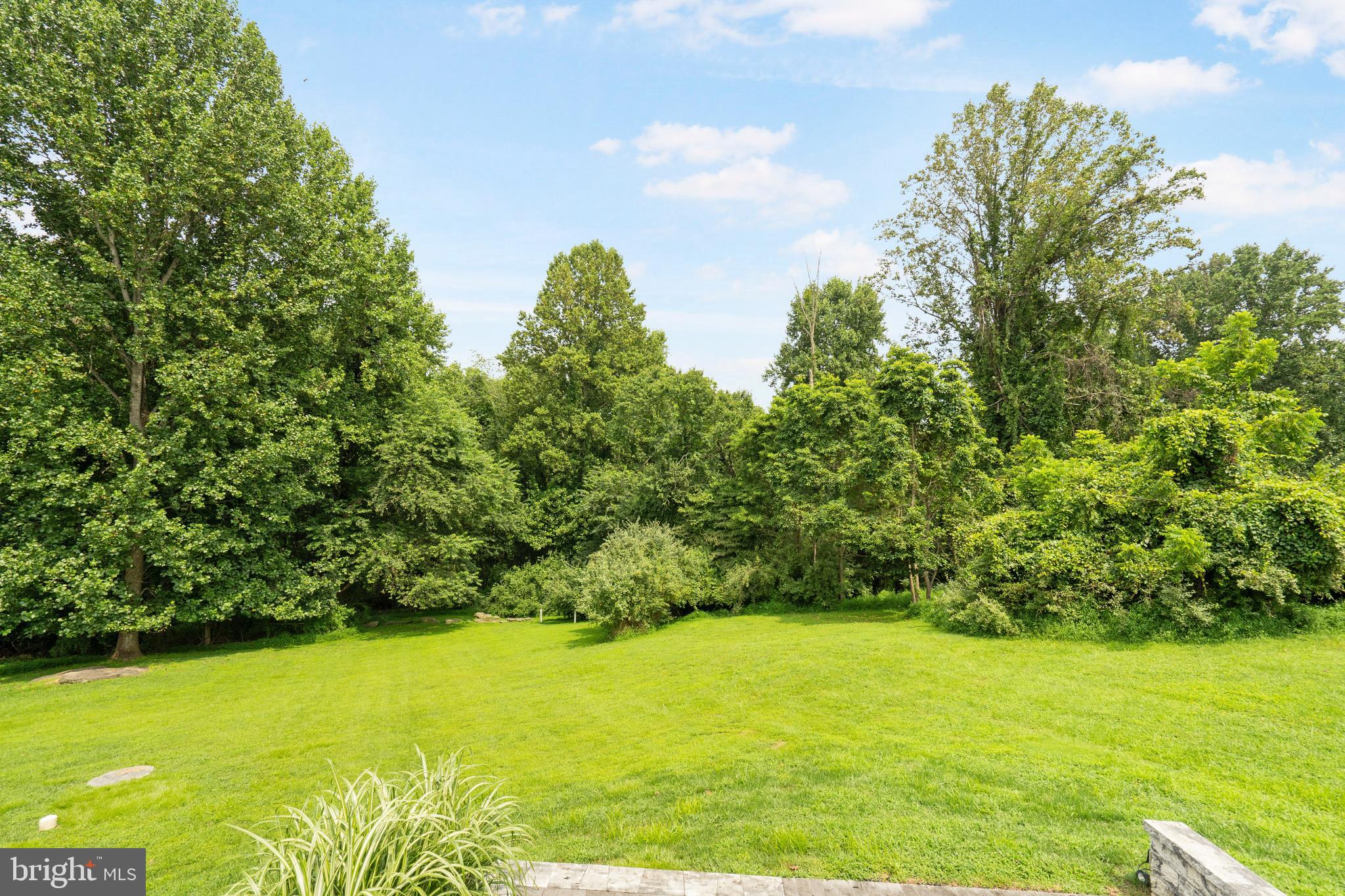 IVY MEADOWS - Residential