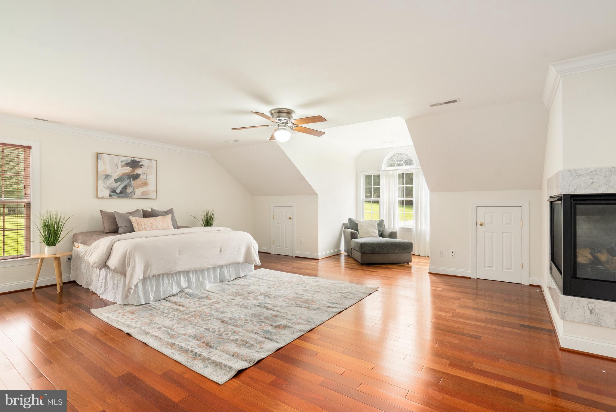 IVY MEADOWS - Residential