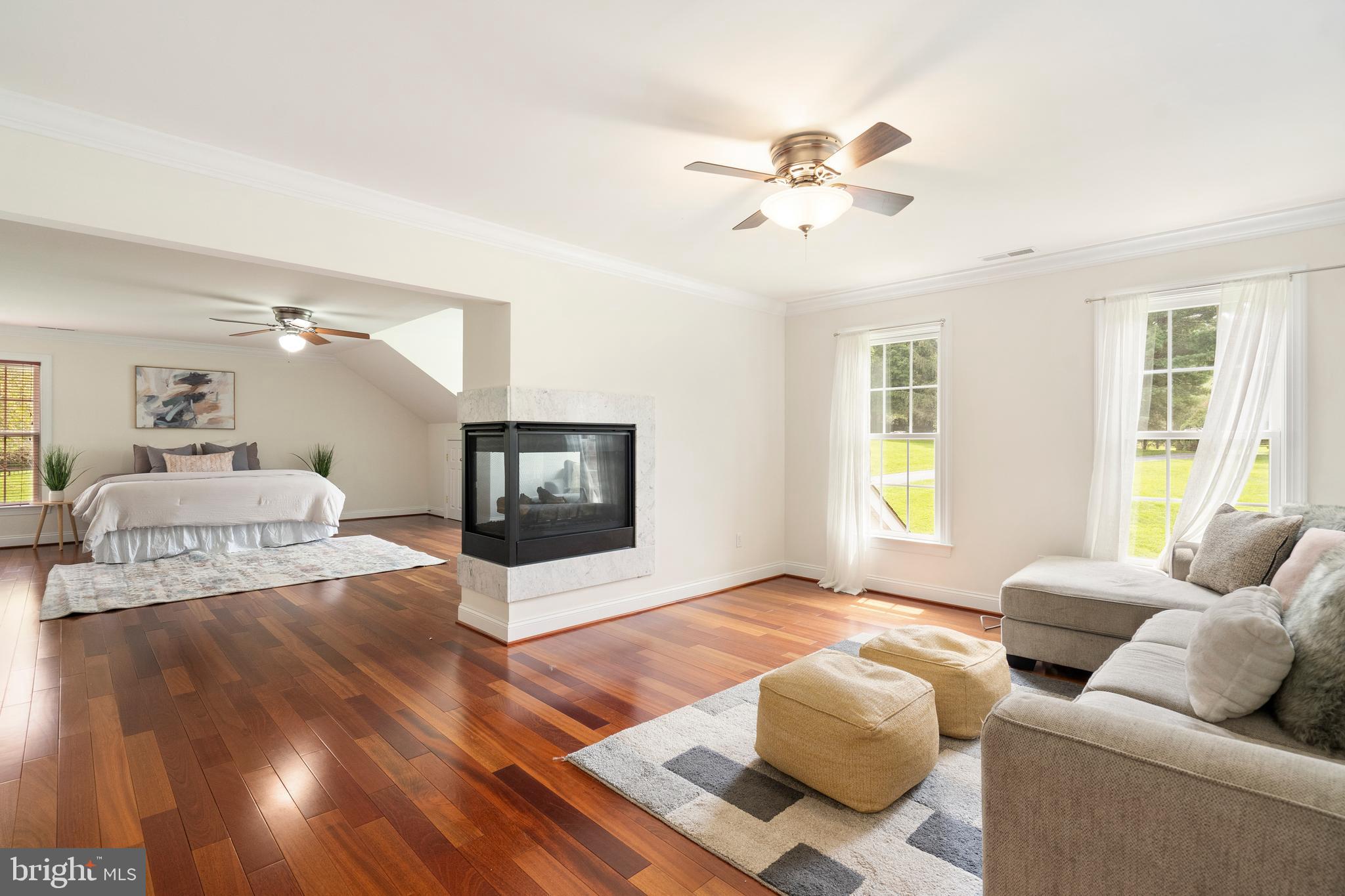 IVY MEADOWS - Residential