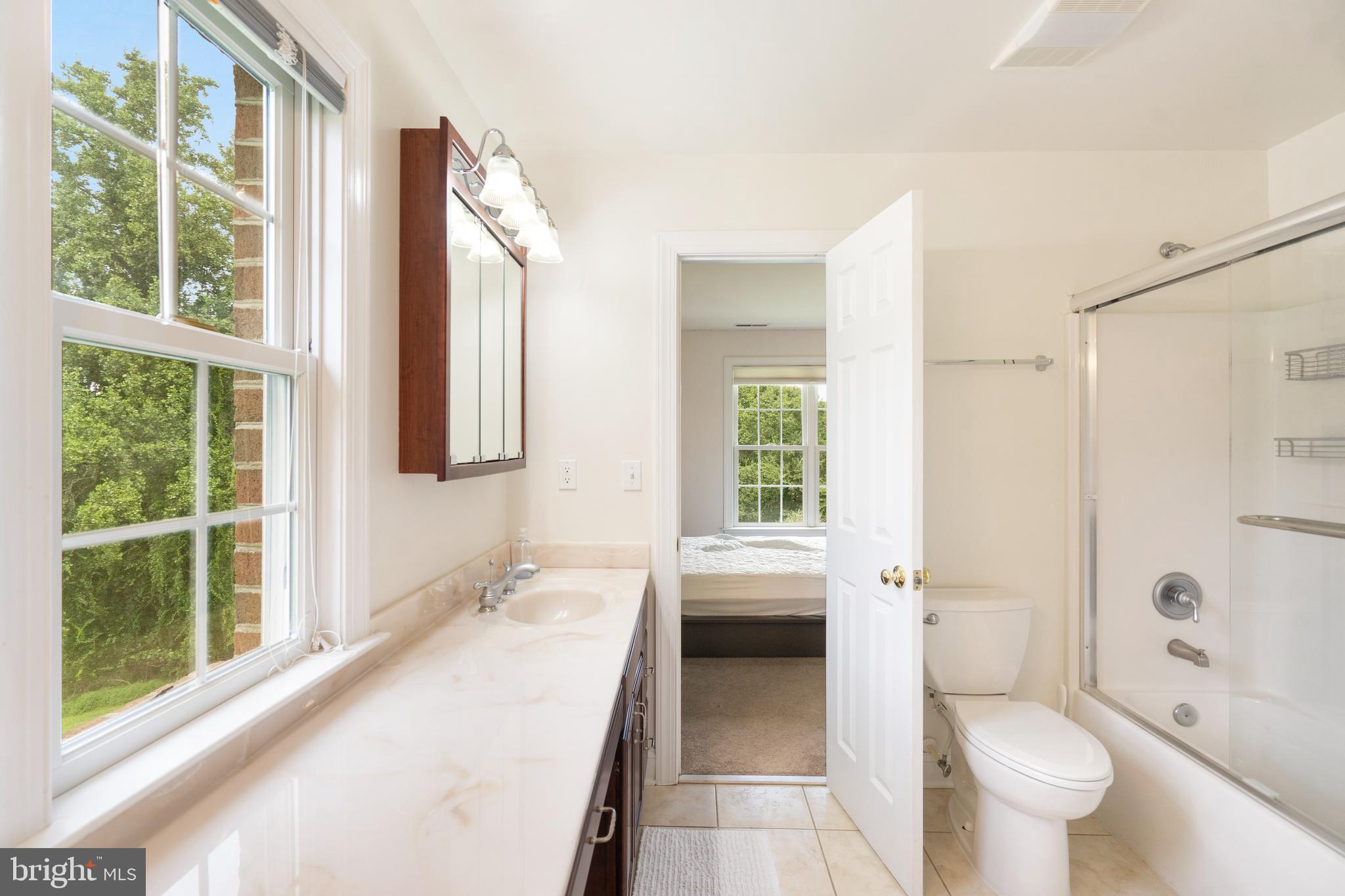 IVY MEADOWS - Residential