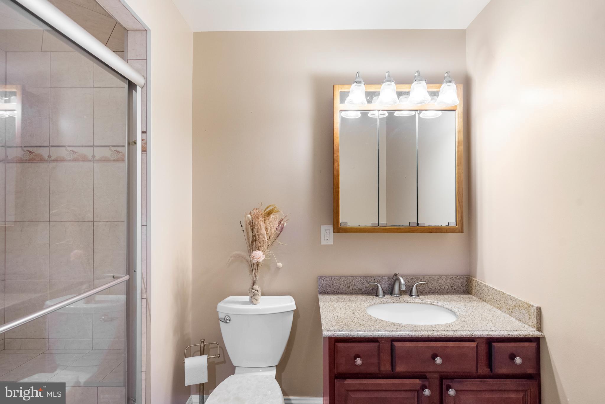 IVY MEADOWS - Residential