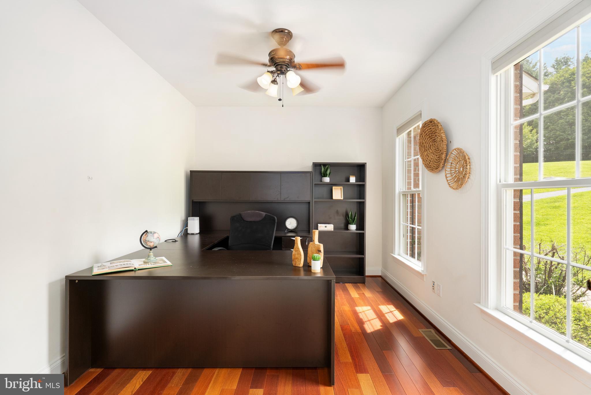 IVY MEADOWS - Residential