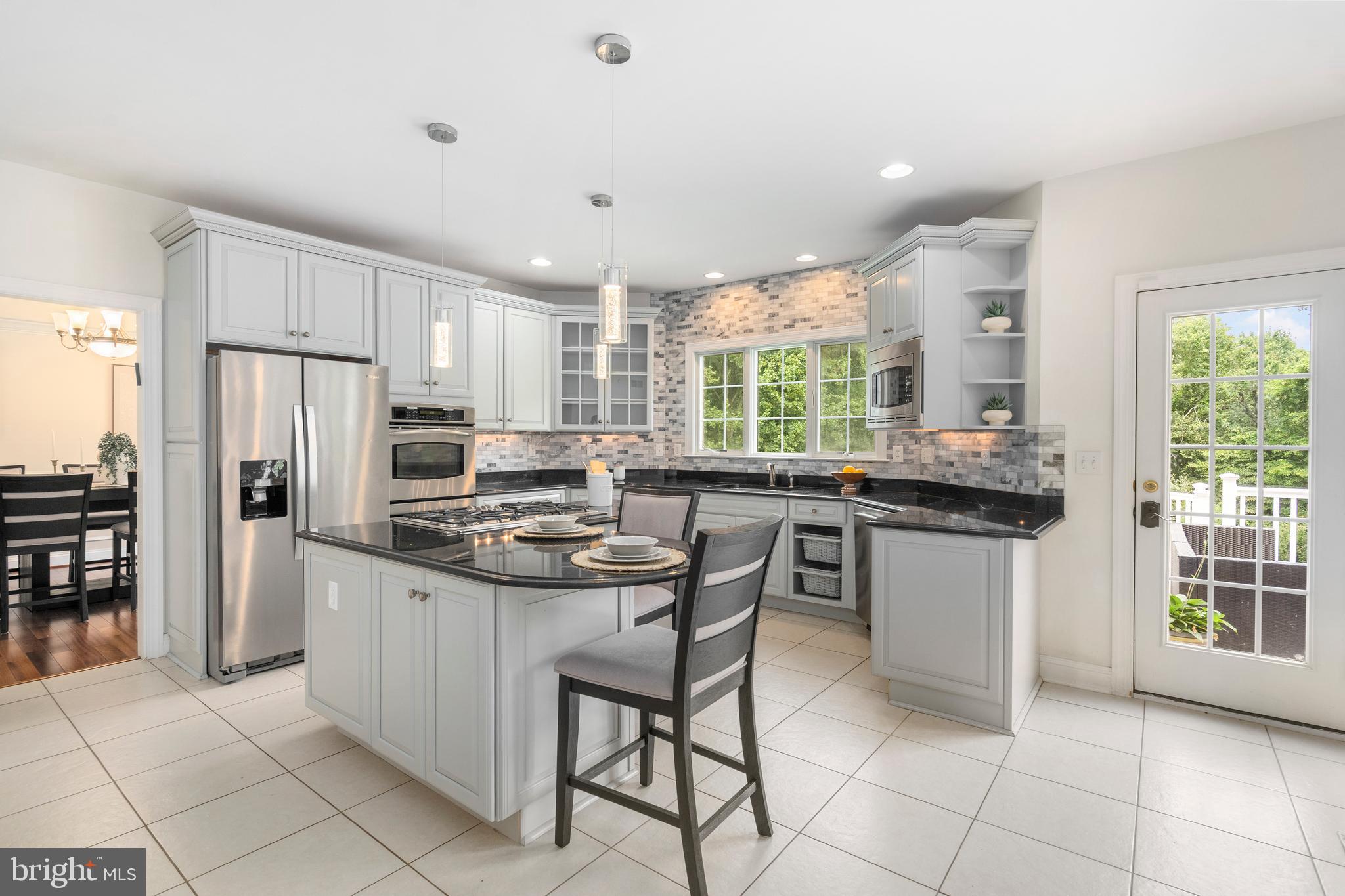 IVY MEADOWS - Residential