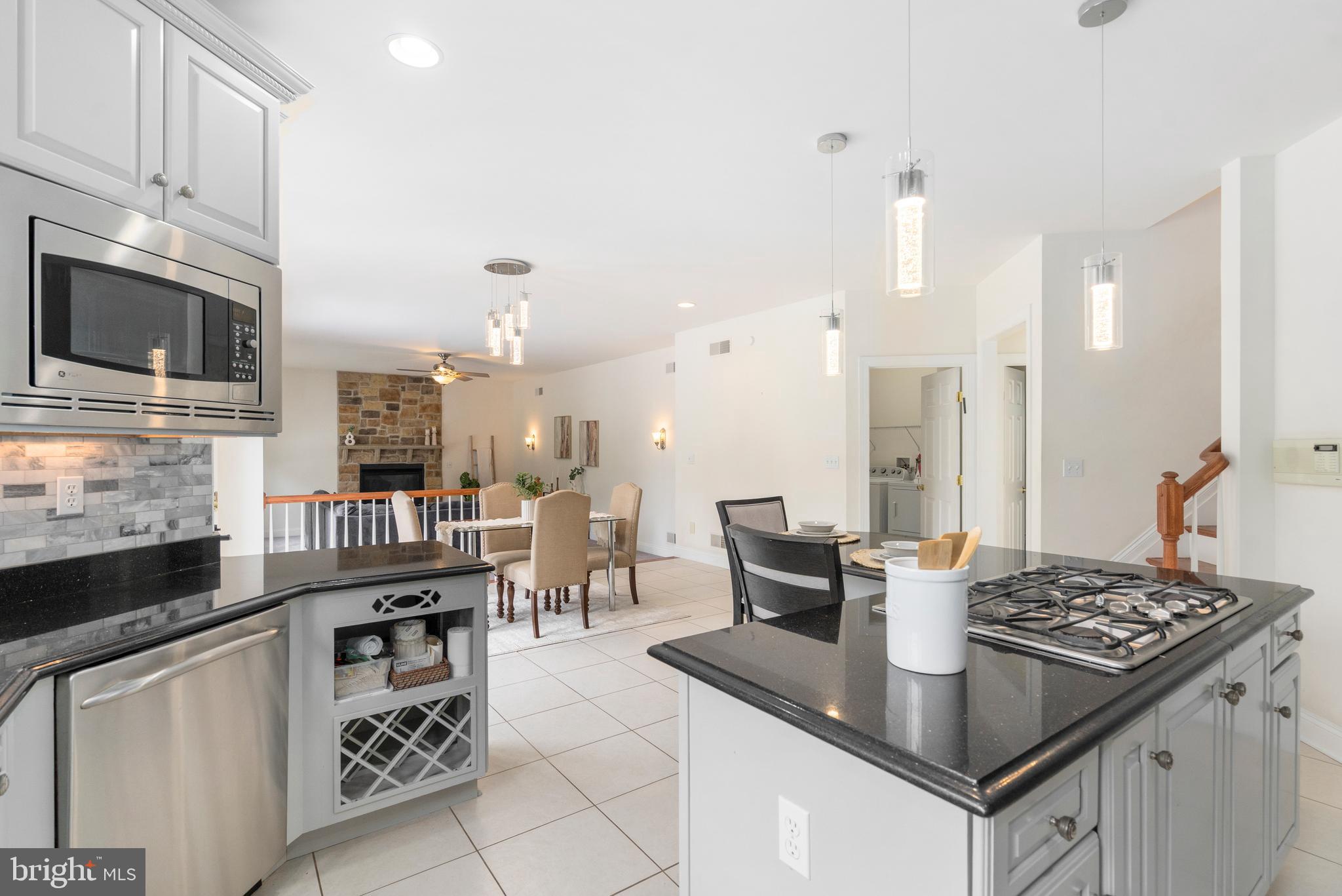 IVY MEADOWS - Residential