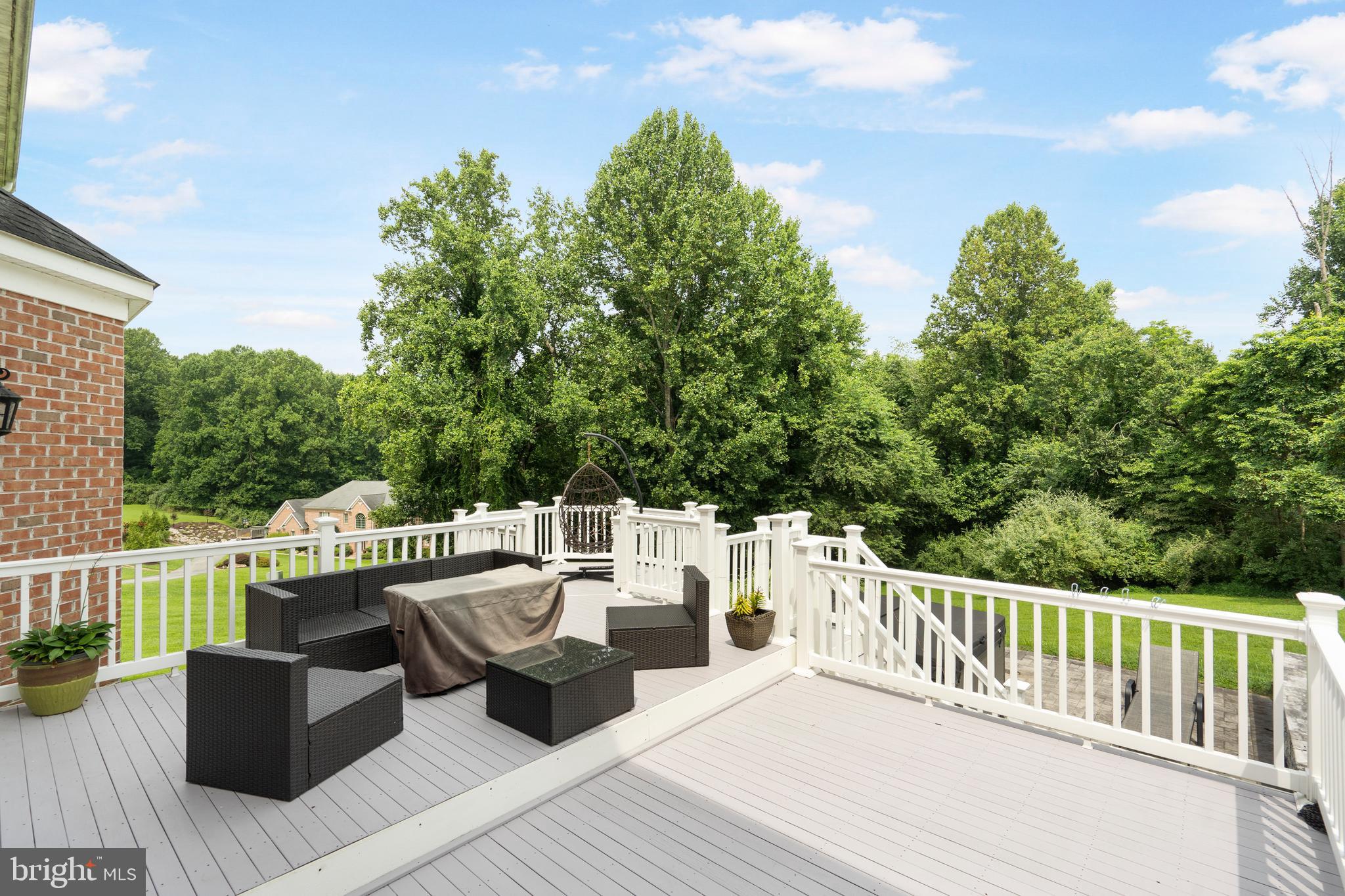 IVY MEADOWS - Residential