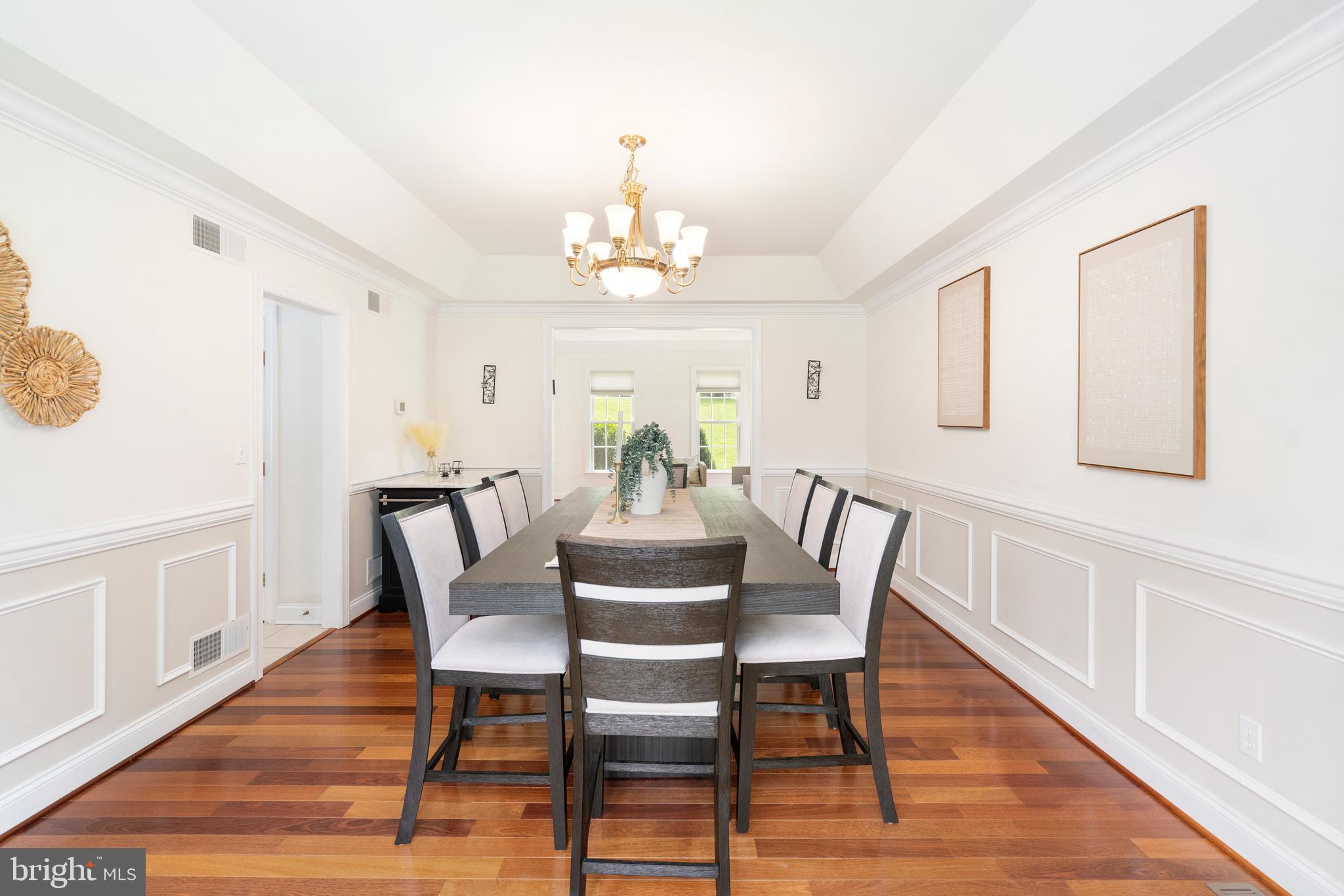 IVY MEADOWS - Residential