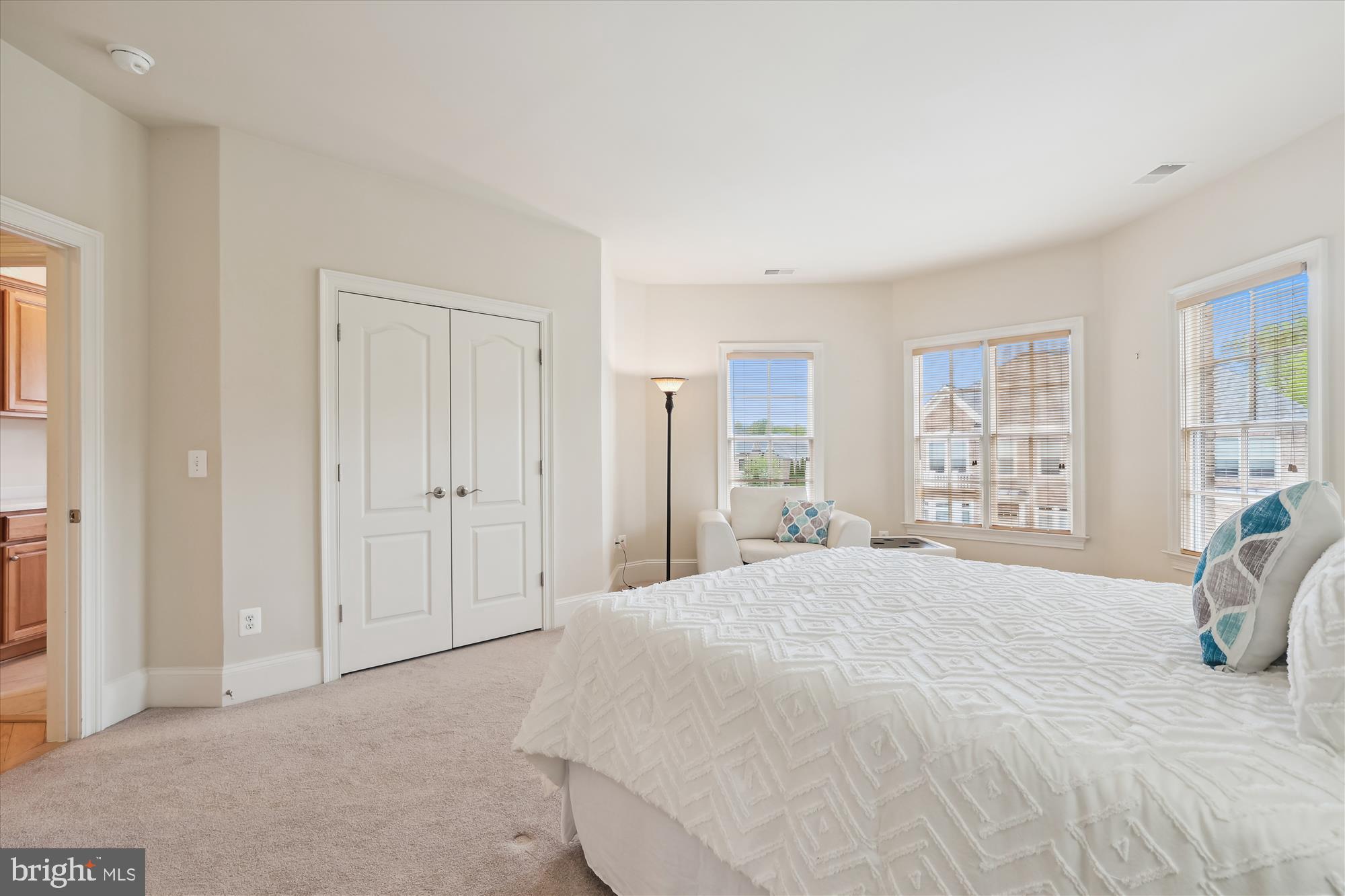 TYSONS CHASE - Residential