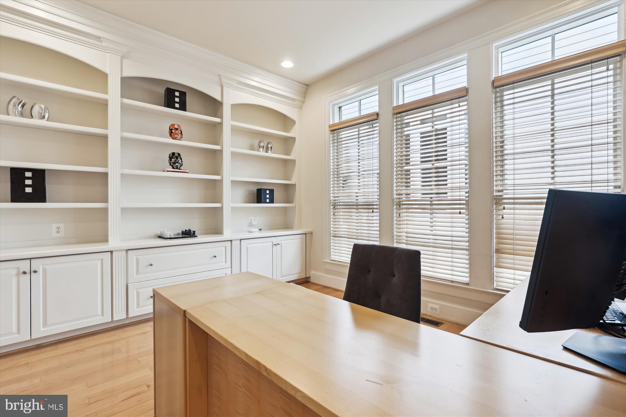 TYSONS CHASE - Residential