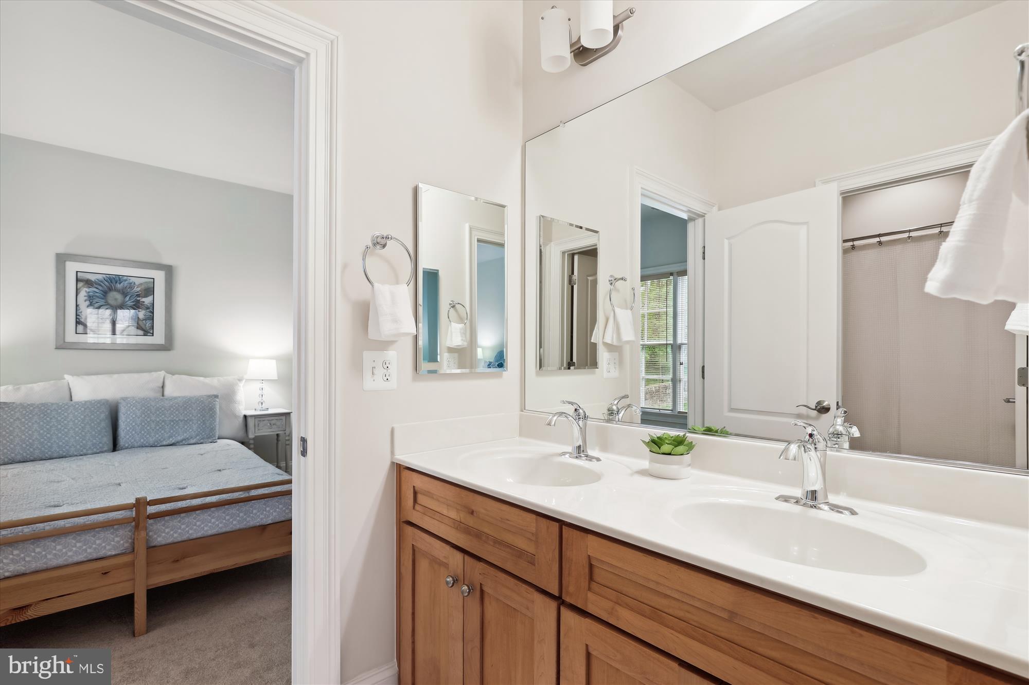 TYSONS CHASE - Residential