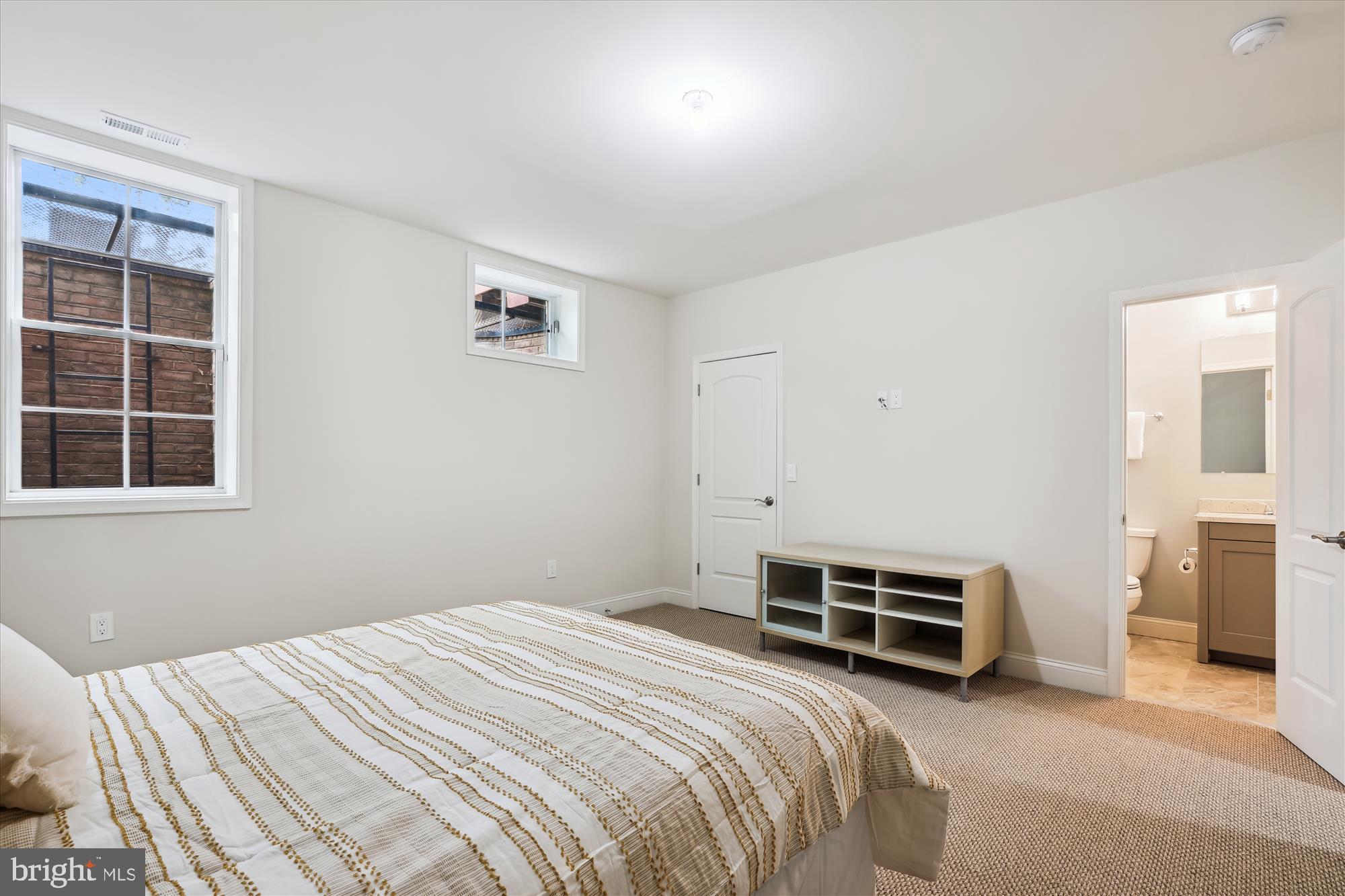 TYSONS CHASE - Residential