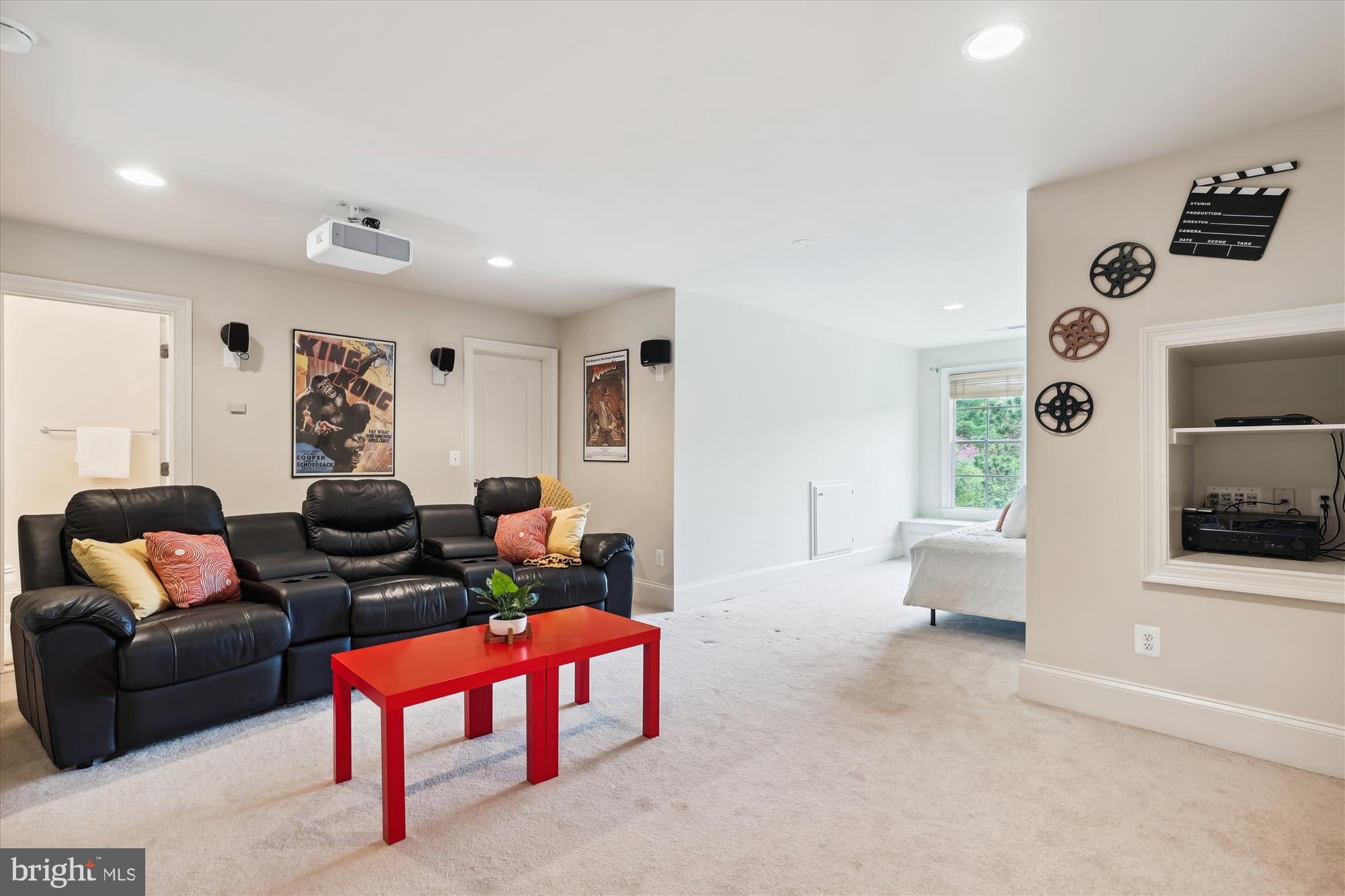 TYSONS CHASE - Residential