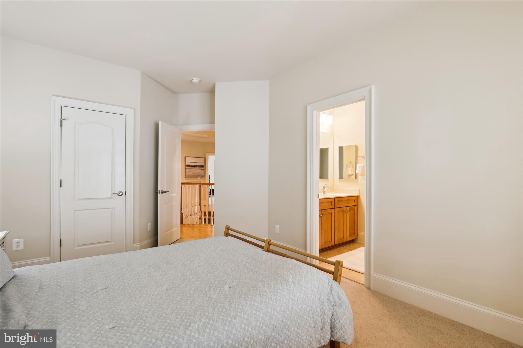 TYSONS CHASE - Residential